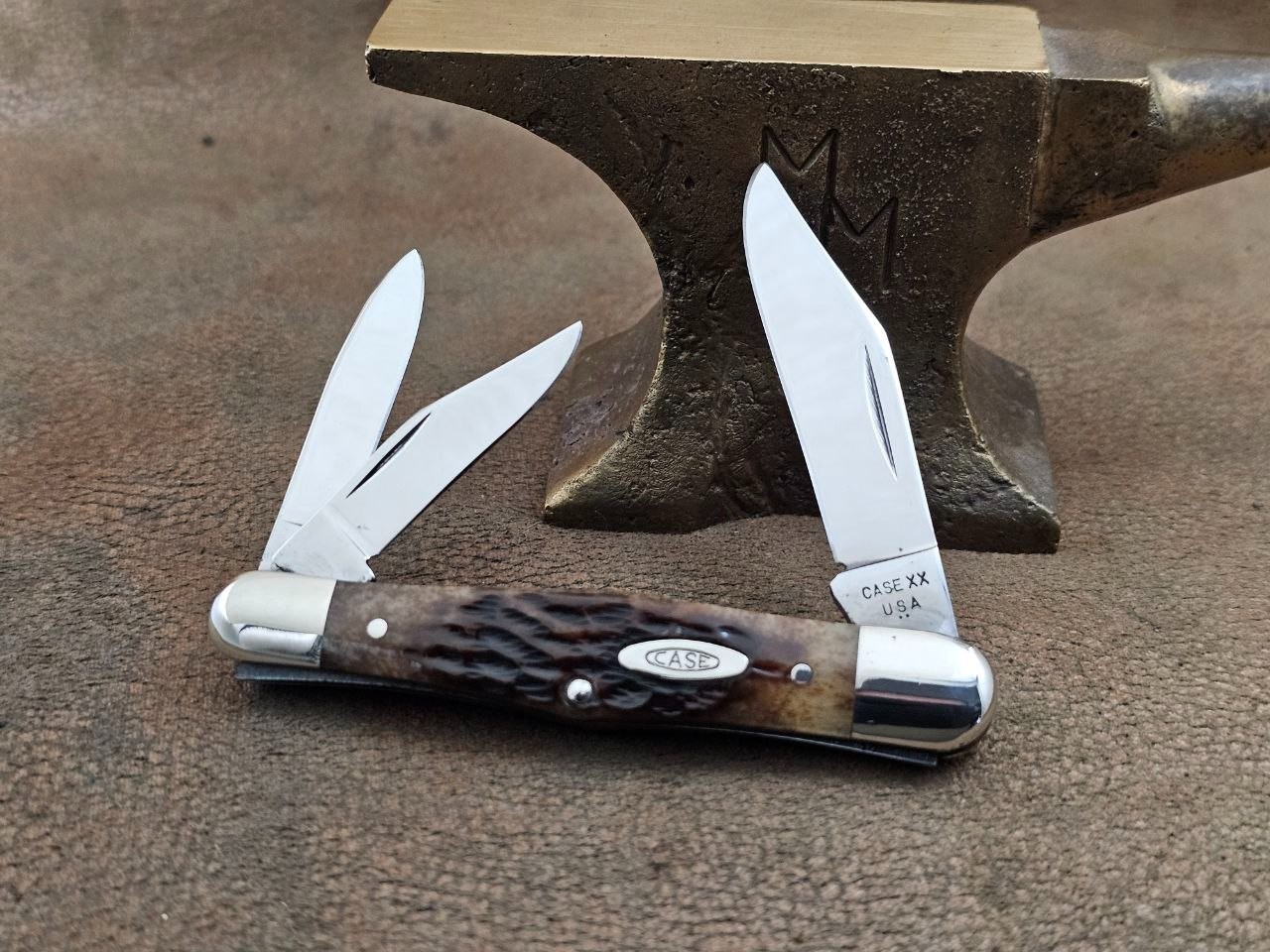 Vintage 1978 Case XX USA 2 dot 6383 swell center whittler pocket knife unused Vintage 1978 Case XX USA 2 dot 6383 swell center whittler pocket knife unused
