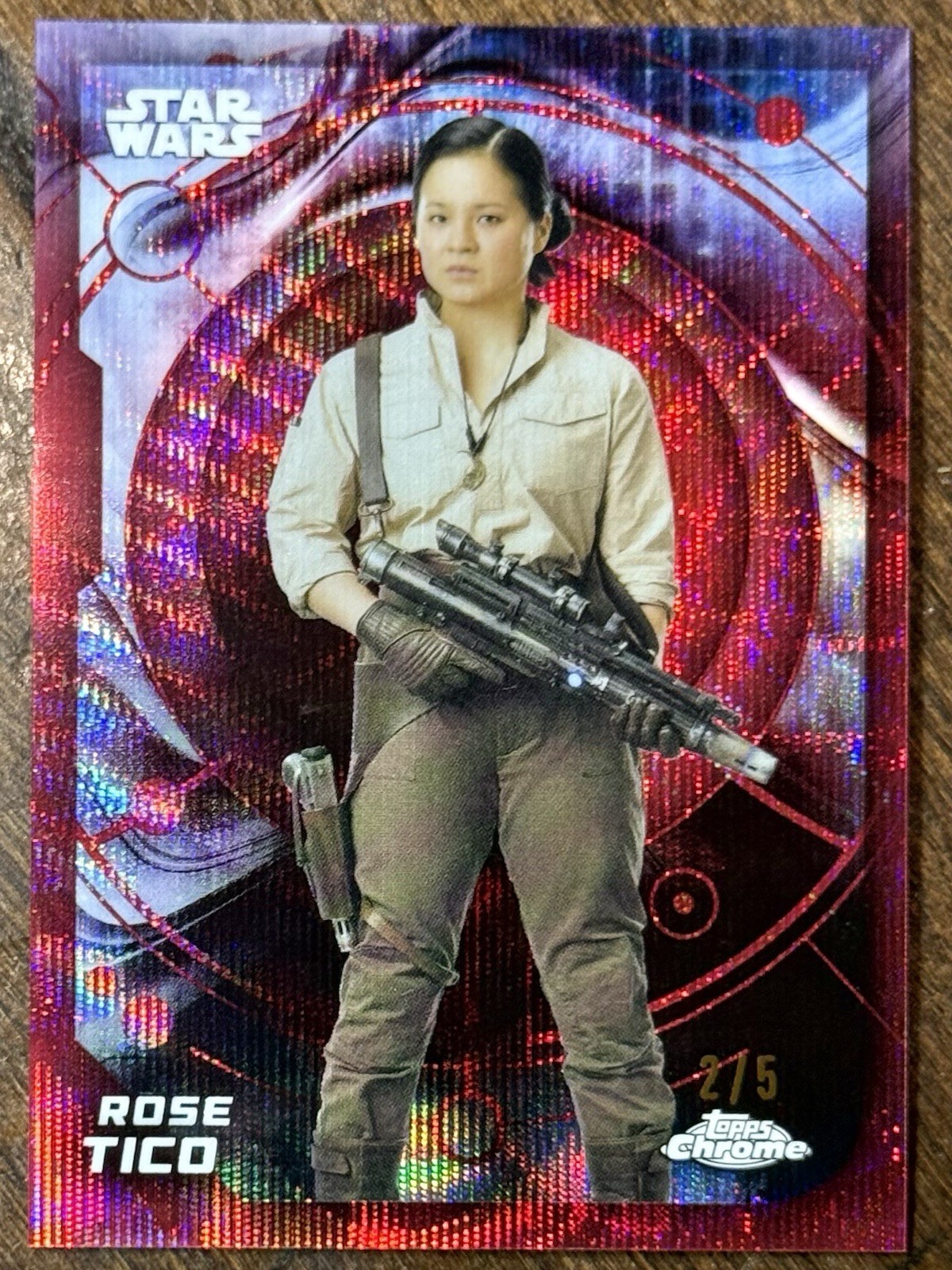 ROSE TICO • 2026 TOPPS CHROME STAR WARS | RED WAVE 2/5 ROSE TICO • 2026 TOPPS CHROME STAR WARS | RED WAVE 2/5