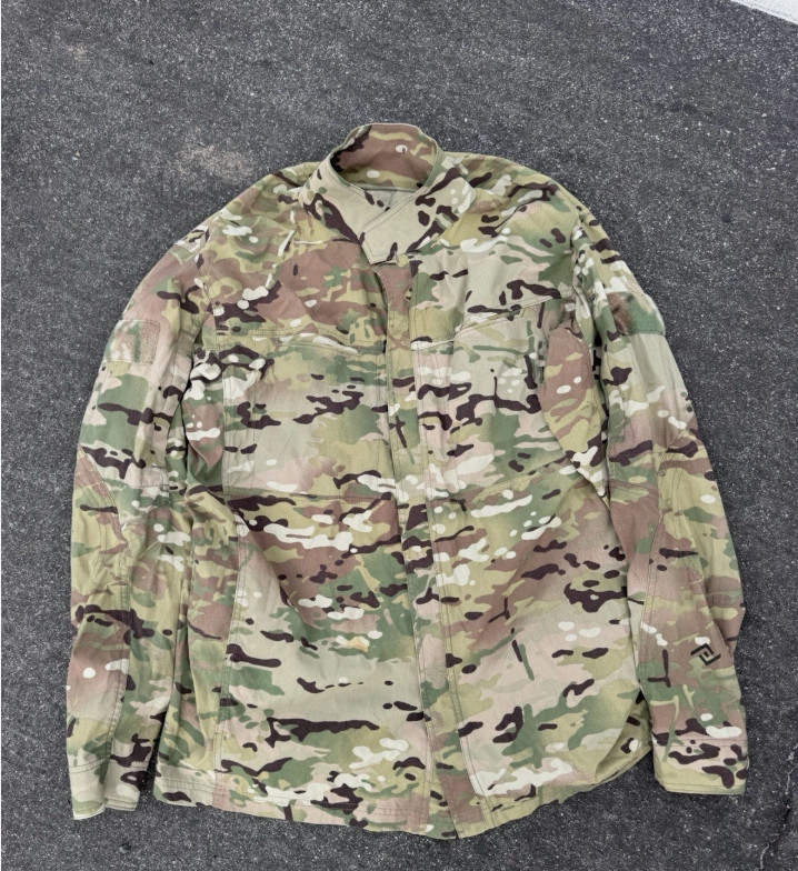 Forgeline Patagonia Full Zip Lost Arrow Multicam 3S Field Shirt Large Regular Forgeline Patagonia Full Zip Lost Arrow Multicam 3S Field Shirt Large Regular
