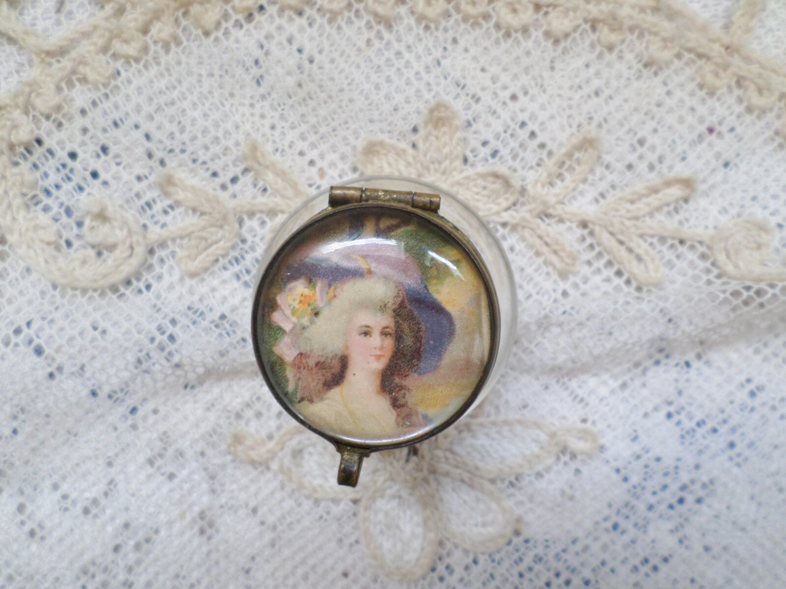Antique French Marie Antoinette Blown Glass & Brass Patch / Pill Box w/ Mirror