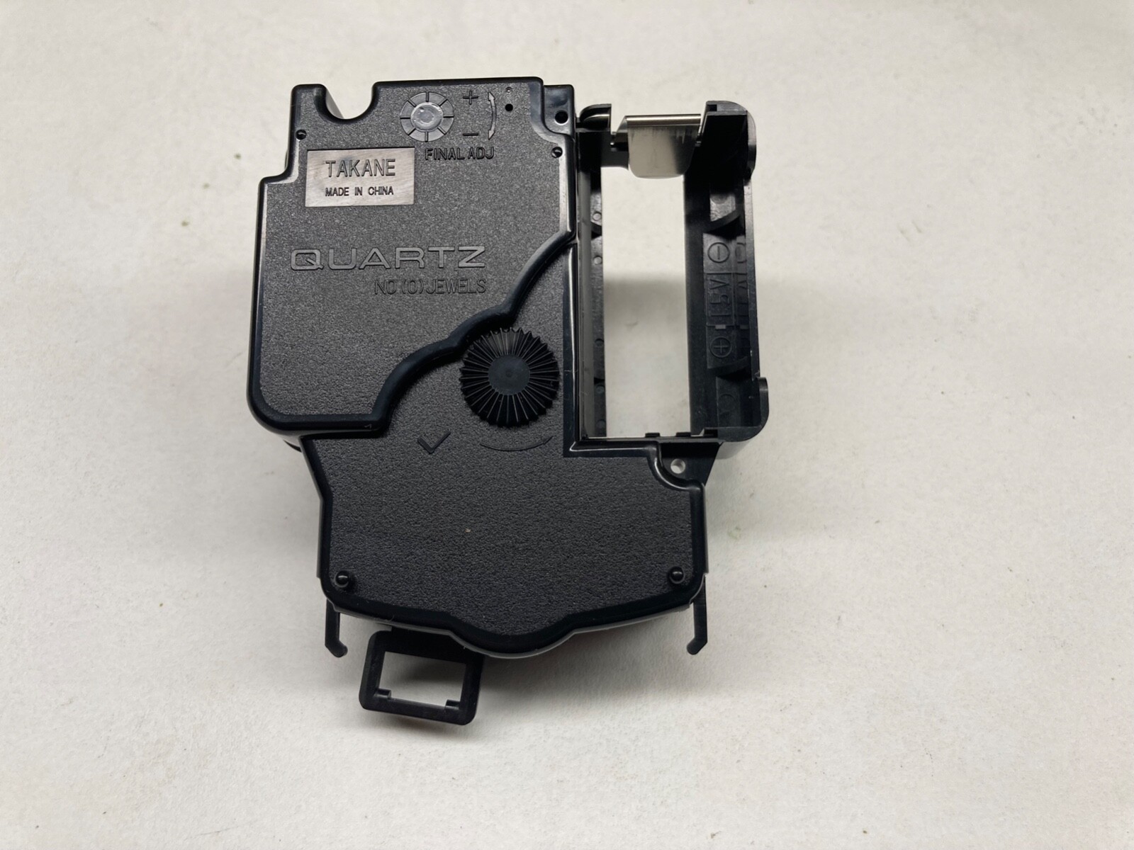 Takane High Torque C Battery Pendulum Movement Fits up to a 3/8 " Dial Takane High Torque C Battery Pendulum Movement Fits up to a 3/8 " Dial