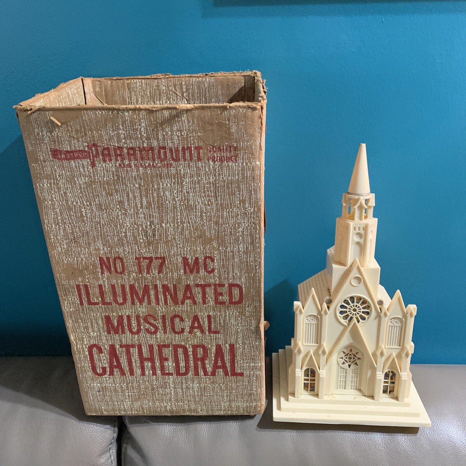 VTG 1950's Raylite 177 MC Illuminated Musical Christmas Cathedral W/ Box Works VTG 1950's Raylite 177 MC Illuminated Musical Christmas Cathedral W/ Box Works