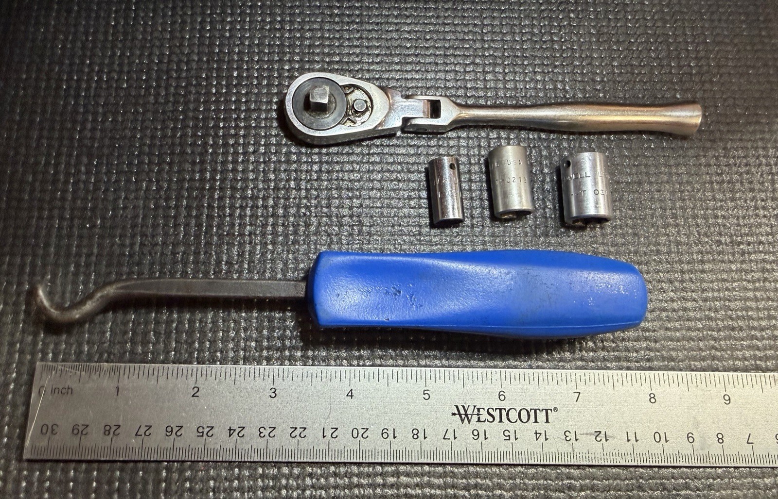 Vintage CORNWELL USA 1/4" Drive Flex Head Midget Ratchet Set 1961 Sockets Hook Vintage CORNWELL USA 1/4" Drive Flex Head Midget Ratchet Set 1961 Sockets Hook