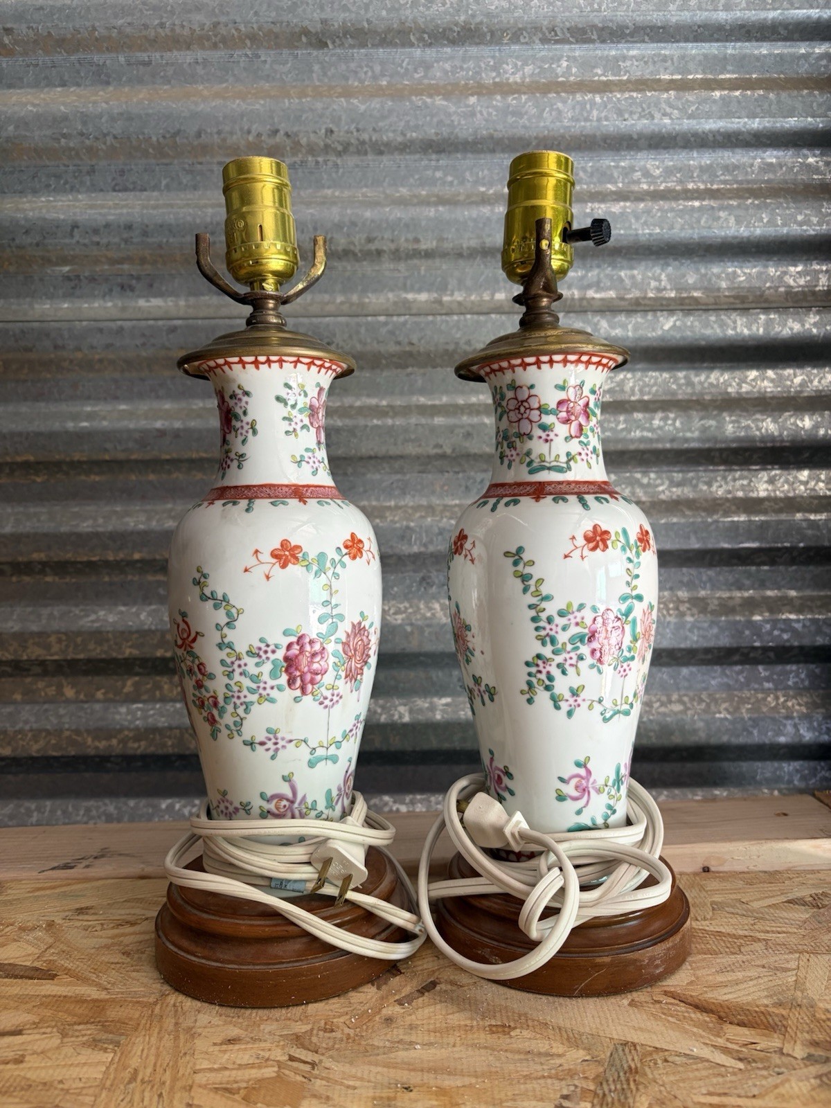 Pair of 2 Chinoiserie Chinese Porcelain Vase Table Lamps Vintage 15” Pair of 2 Chinoiserie Chinese Porcelain Vase Table Lamps Vintage 15”
