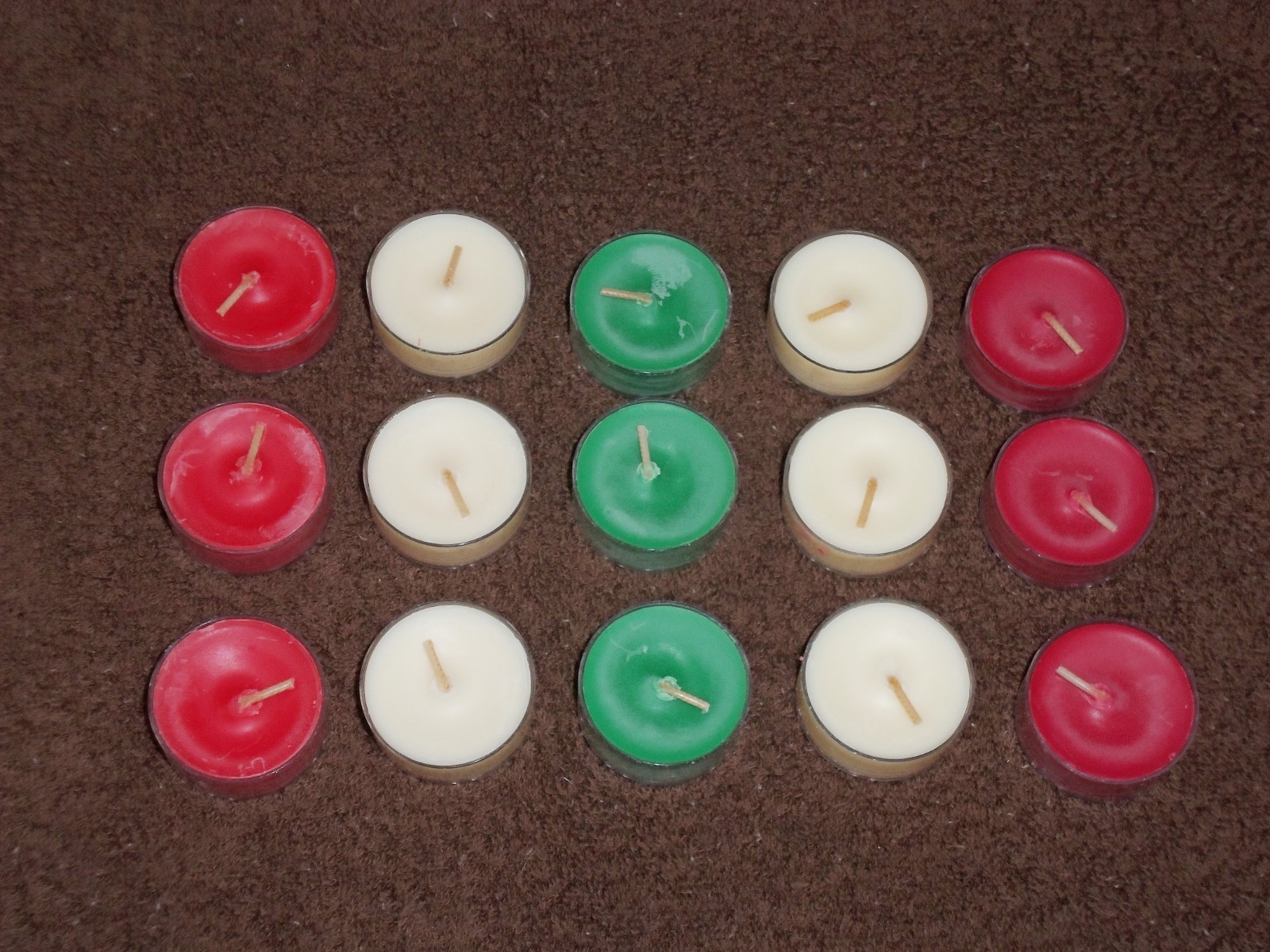 Partylite Tis the Season 15pc Tealight Sampler -- NIB Partylite Tis the Season 15pc Tealight Sampler -- NIB
