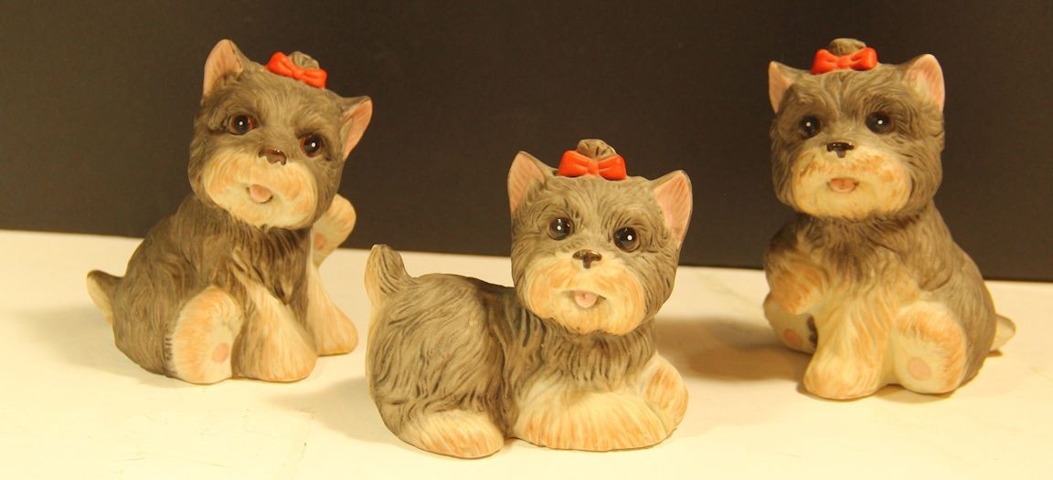 Vtg Set of 3 Porcelain Yorkshire Terrier/Yorkie Figurines ~ Homco 1475 Vtg Set of 3 Porcelain Yorkshire Terrier/Yorkie Figurines ~ Homco 1475