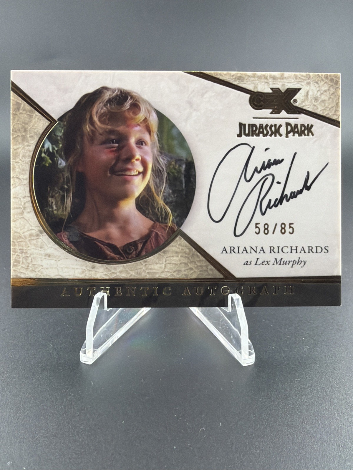 2026 Cryptozoic Jurassic Park Ariana Richards #AR-LM2 Autograph /85 2026 Cryptozoic Jurassic Park Ariana Richards #AR-LM2 Autograph /85