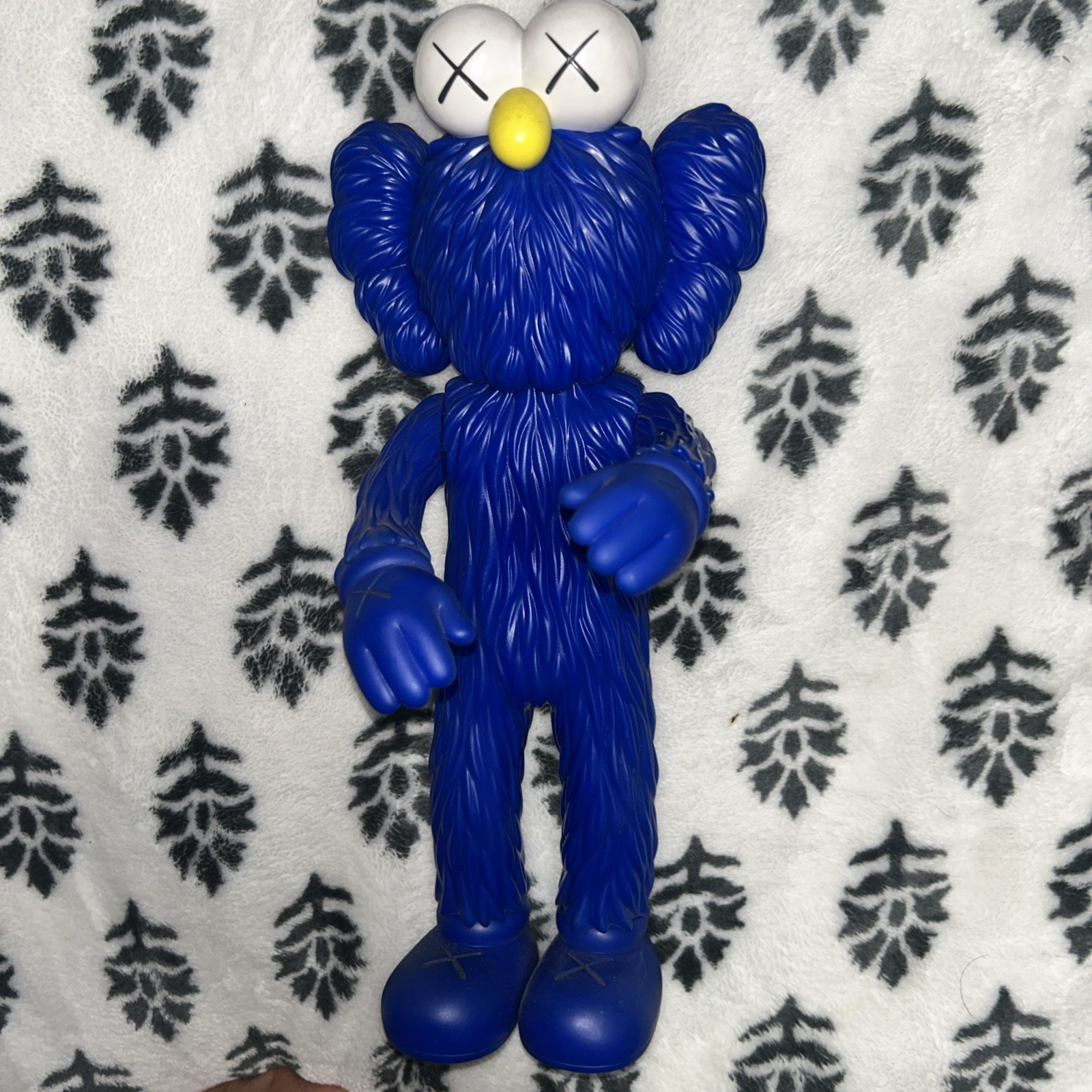 KAWS Open Edition Blue BFF Companion Figure 13” Vinyl w/ Original Box Authentic KAWS Open Edition Blue BFF Companion Figure 13” Vinyl w/ Original Box Authentic