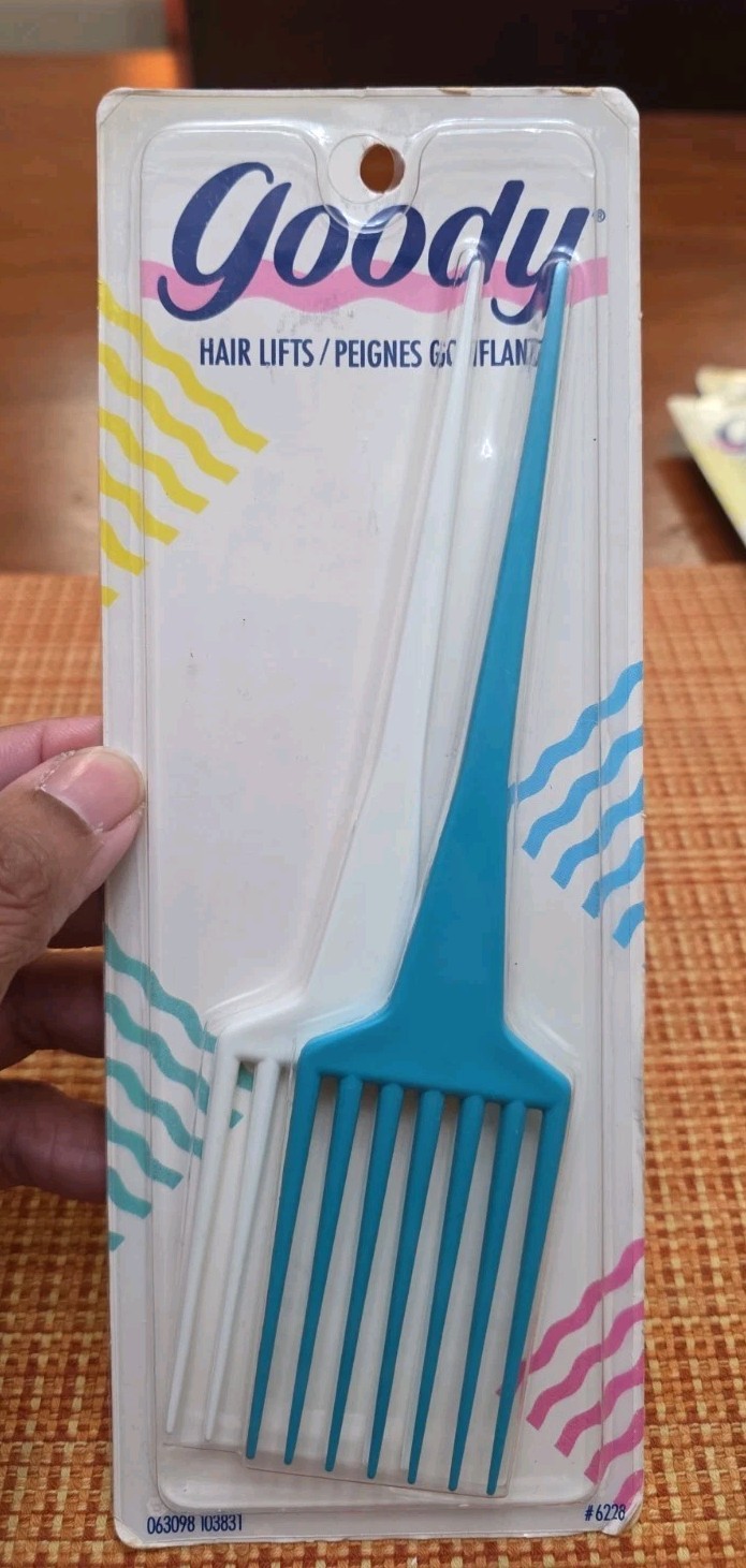 Goody 2 Unbreakable Hair Lifts #6228 Vintage Made In The USA White & Teal 1991 Goody 2 Unbreakable Hair Lifts #6228 Vintage Made In The USA White & Teal 1991