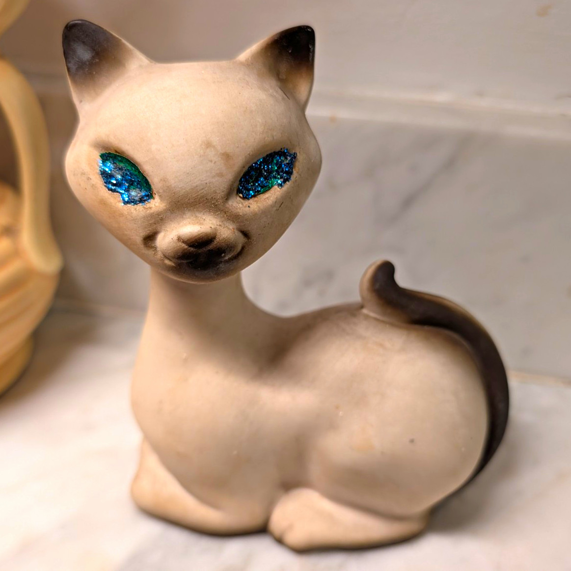 Vintage MCM Roselane California Sparkler Siamese Cat Figurine Glitter Eyes USA