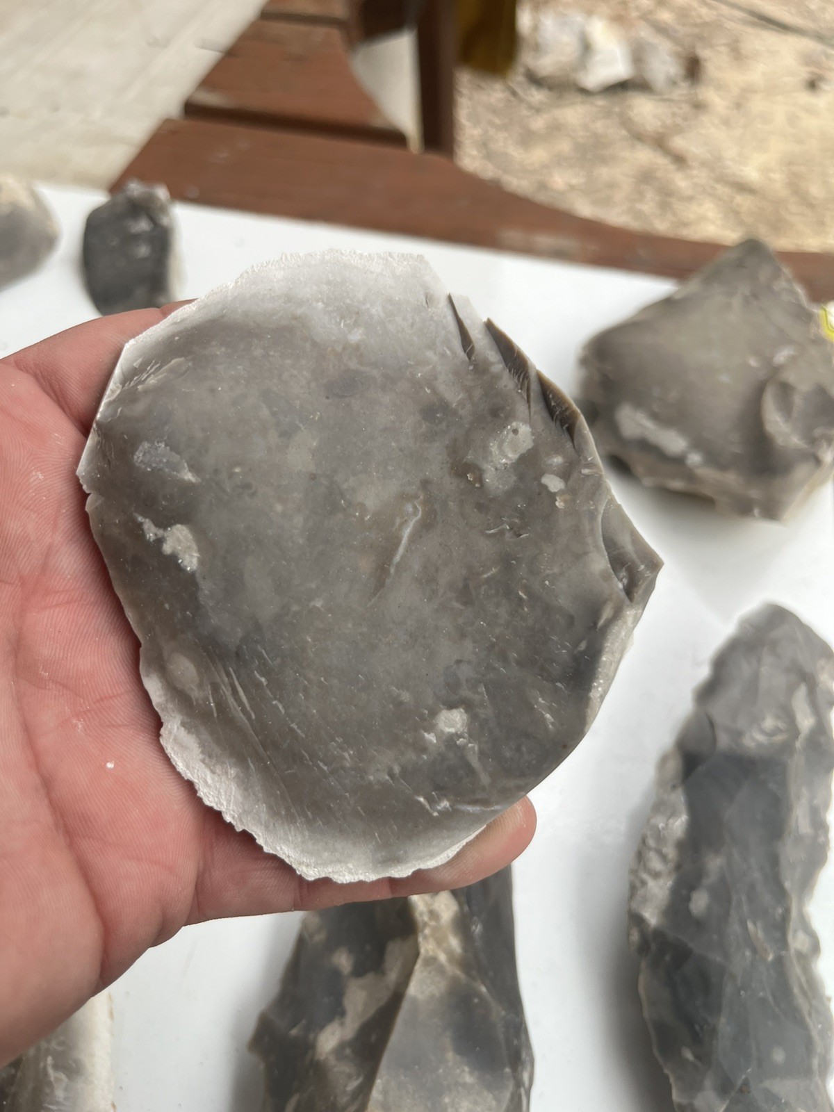 High Quality NON-Heat Treated Georgetown Blue Flint Spalls 7 lbs/16 Pcs. 3”-6” High Quality NON-Heat Treated Georgetown Blue Flint Spalls 7 lbs/16 Pcs. 3”-6”
