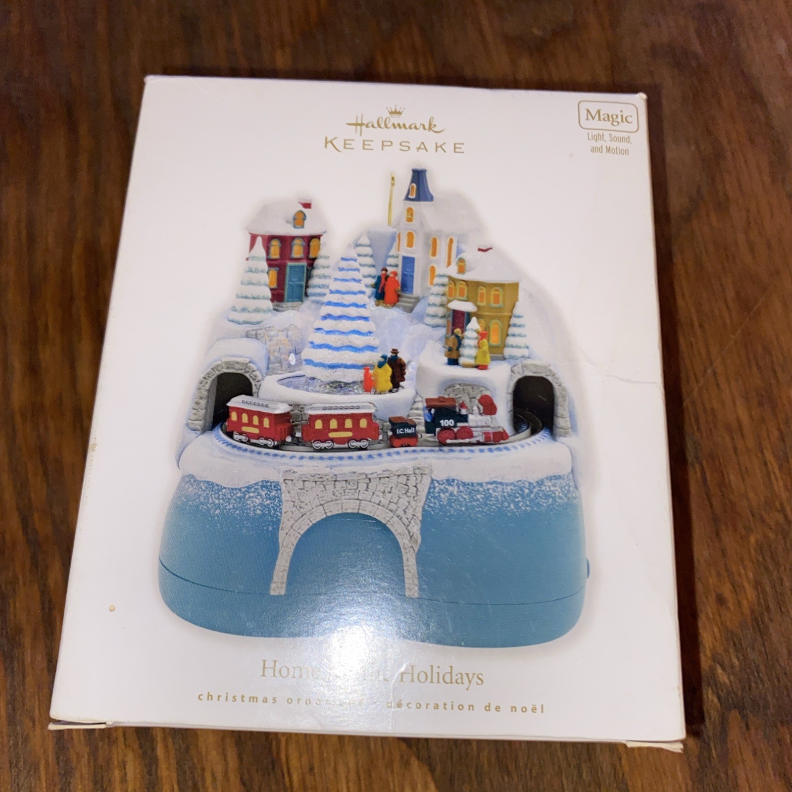 Hallmark Keepsake Home For the Holidays Light Sound Motion Christmas Ornament