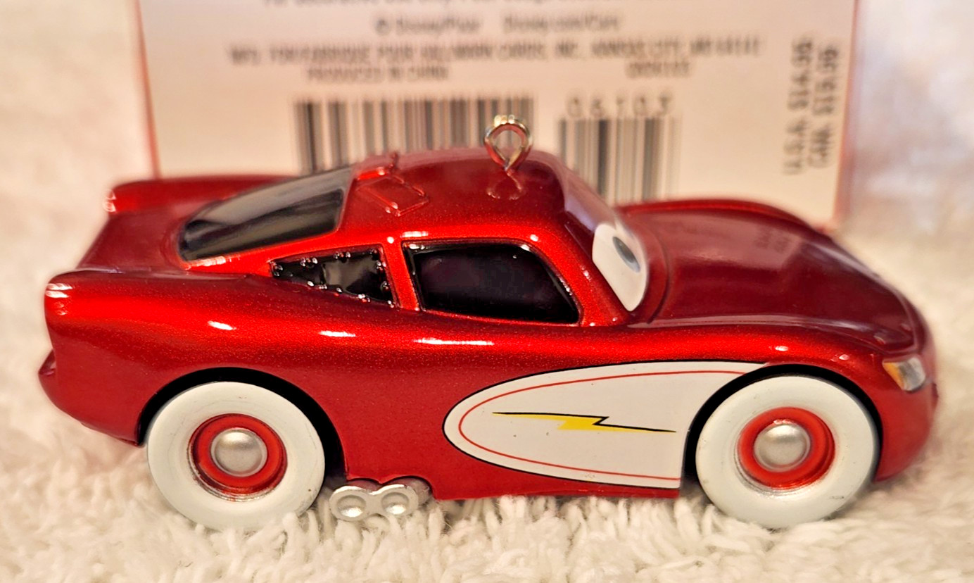 Hallmark Keepsake Disney Cars Radiator Springs Lightning McQueen Ornament 2014 Hallmark Keepsake Disney Cars Radiator Springs Lightning McQueen Ornament 2014