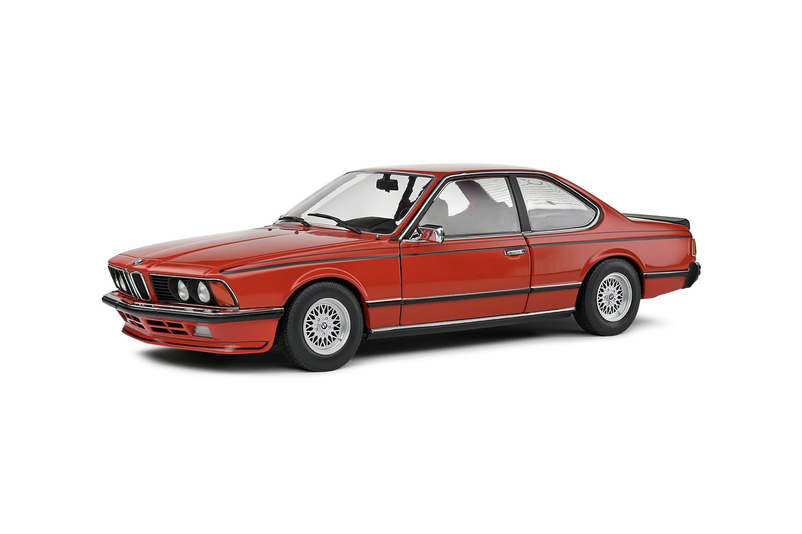 Solido 1:18 1984 BMW 635 CSI (E24) Red Car Model