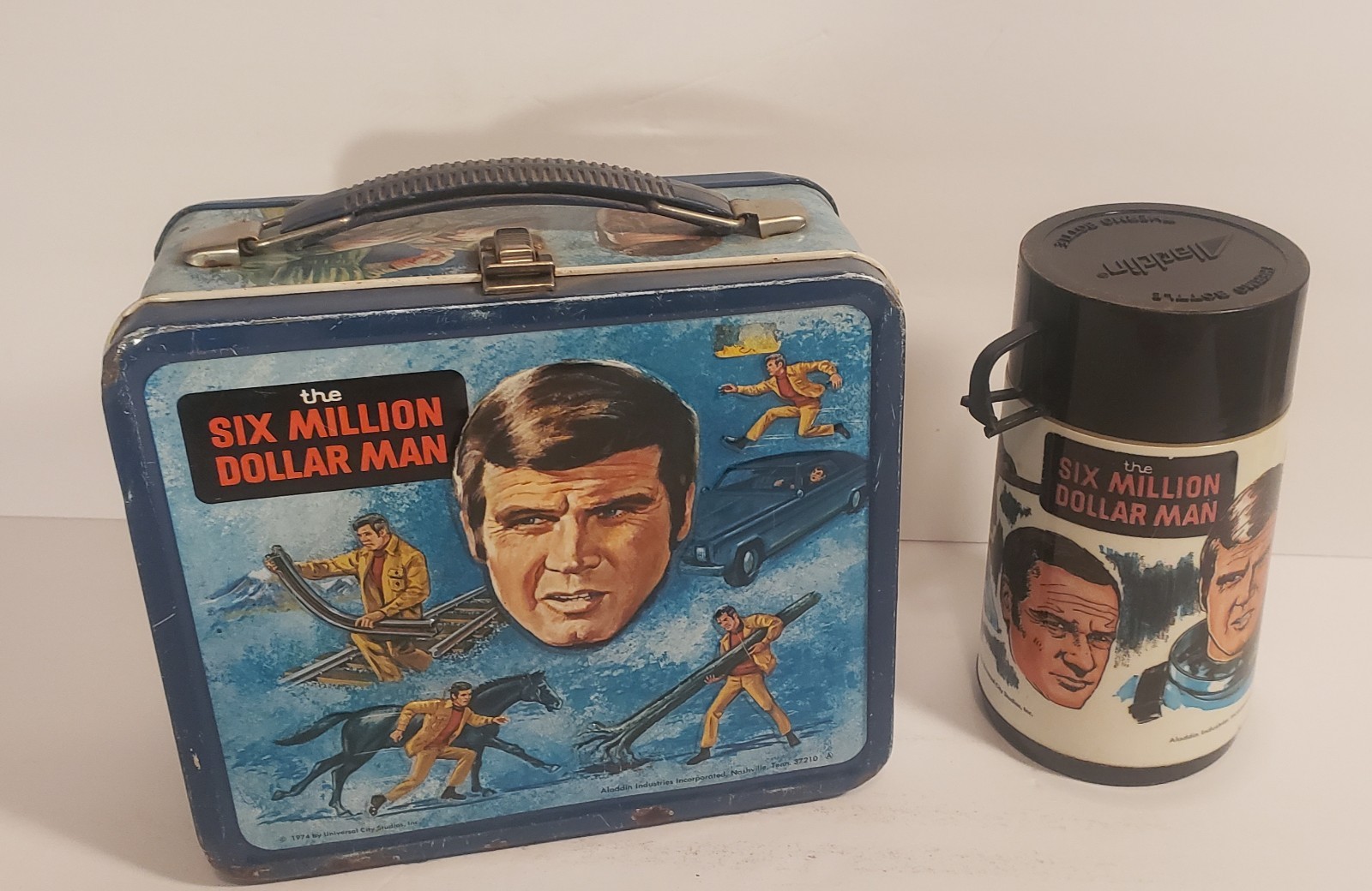 VTG 1974 Six Million Dollar Man Metal Lunch Box W/ Aladdin Thermos & Cup SEE PIX VTG 1974 Six Million Dollar Man Metal Lunch Box W/ Aladdin Thermos & Cup SEE PIX