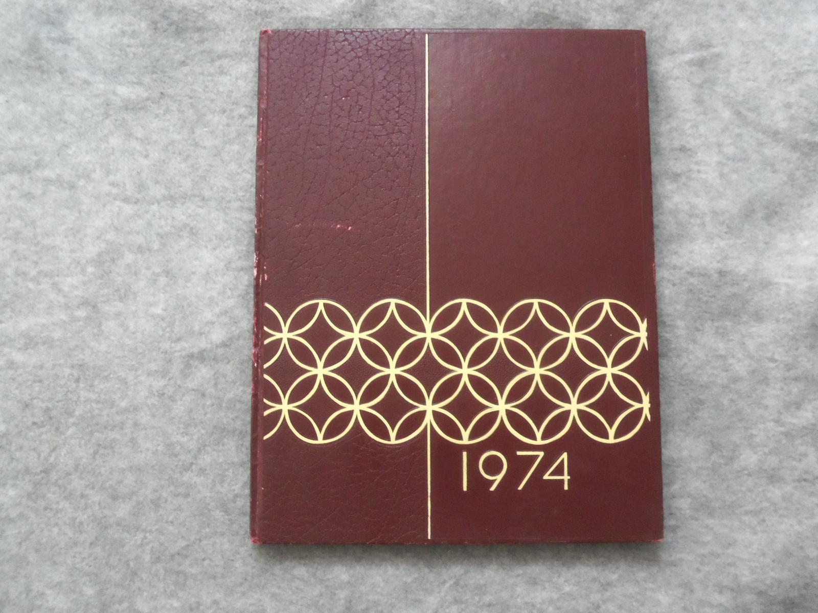 1974 THE REFLECTOR FARRELL HIGH SCHOOL YEARBOOK - FARRELL, PENNSYLVANIA- YB 3172 1974 THE REFLECTOR FARRELL HIGH SCHOOL YEARBOOK - FARRELL, PENNSYLVANIA- YB 3172