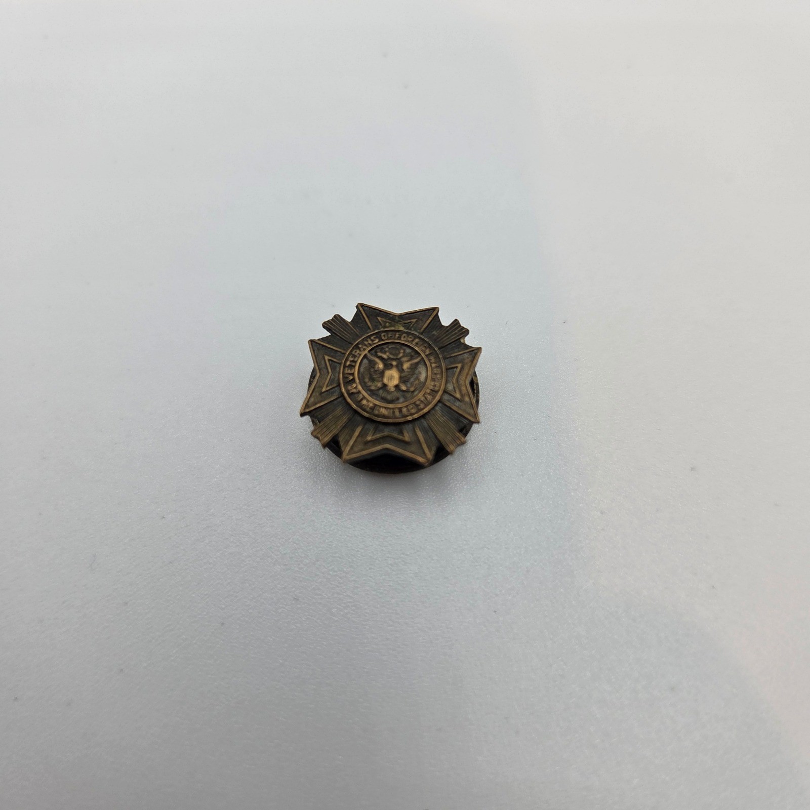 VFW Lapel Pin Vintage Veterans of Foreign Wars Screw Back Bronze Tone 0.5" 156 VFW Lapel Pin Vintage Veterans of Foreign Wars Screw Back Bronze Tone 0.5" 156