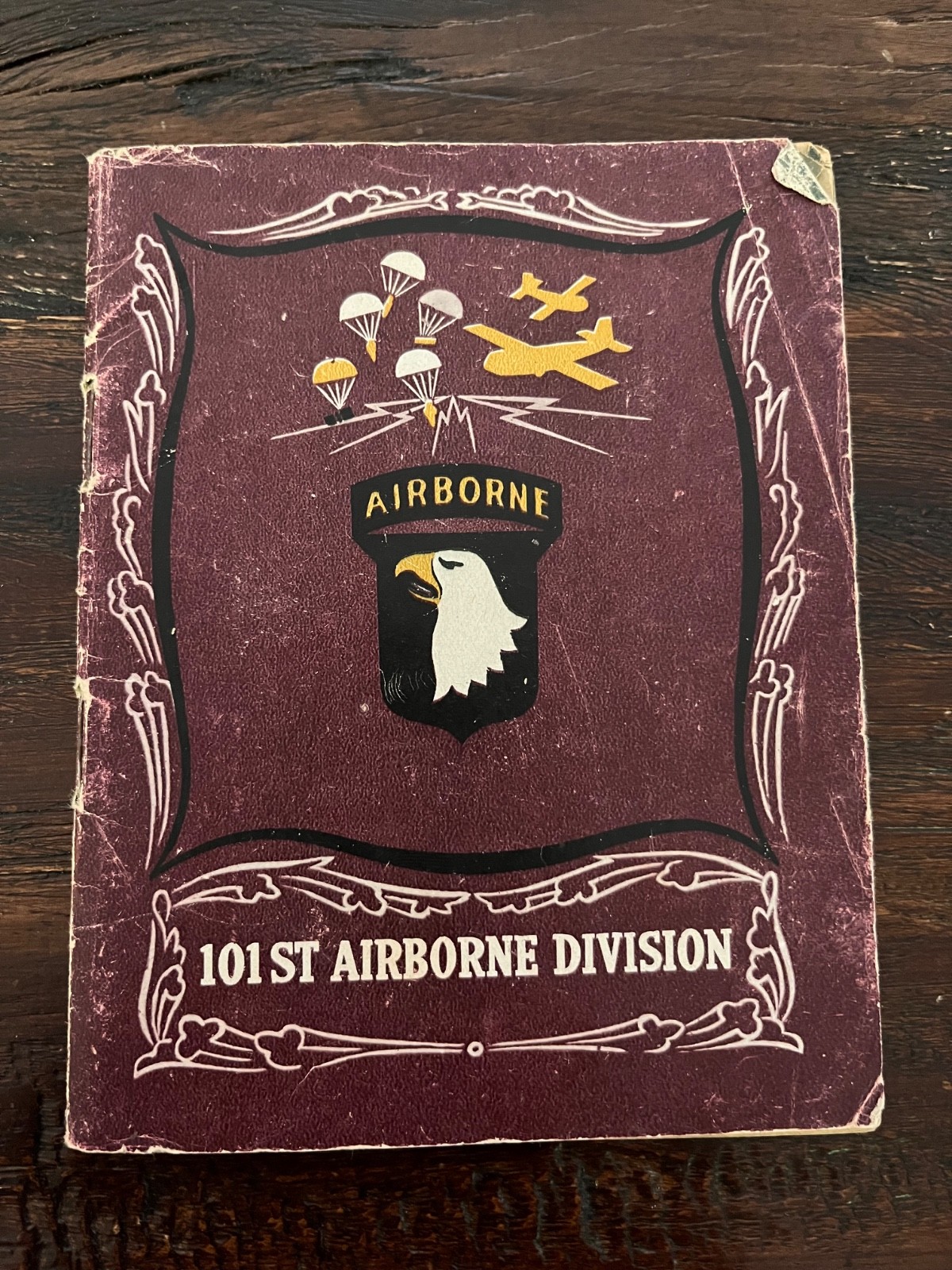 ORIGINAL PERIOD WWII WW2 US ARMY 101ST AIRBORNE DIVISION HISTORY BOOKLET ORIGINAL PERIOD WWII WW2 US ARMY 101ST AIRBORNE DIVISION HISTORY BOOKLET