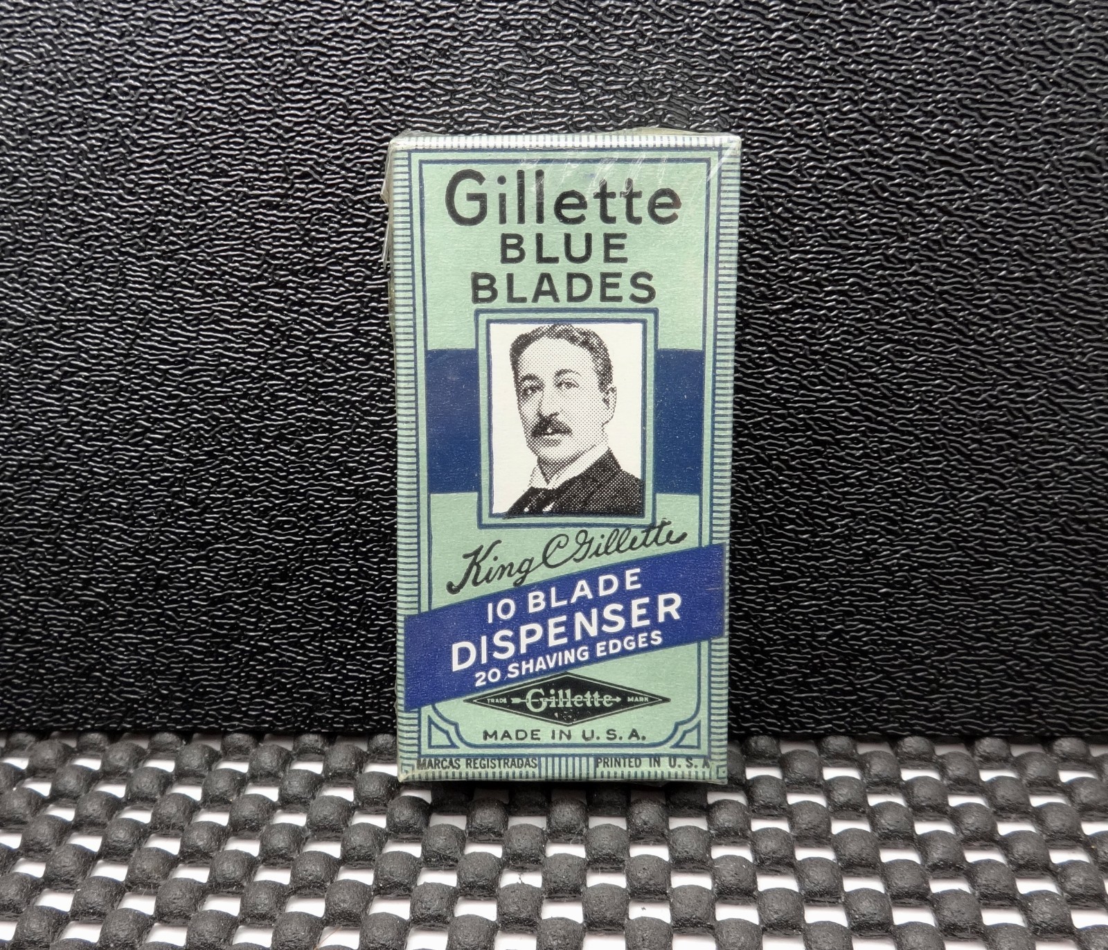 Vintage Gillette Blue Blades Dispenser 10 Razor Blades NOS Factory Sealed Vintage Gillette Blue Blades Dispenser 10 Razor Blades NOS Factory Sealed