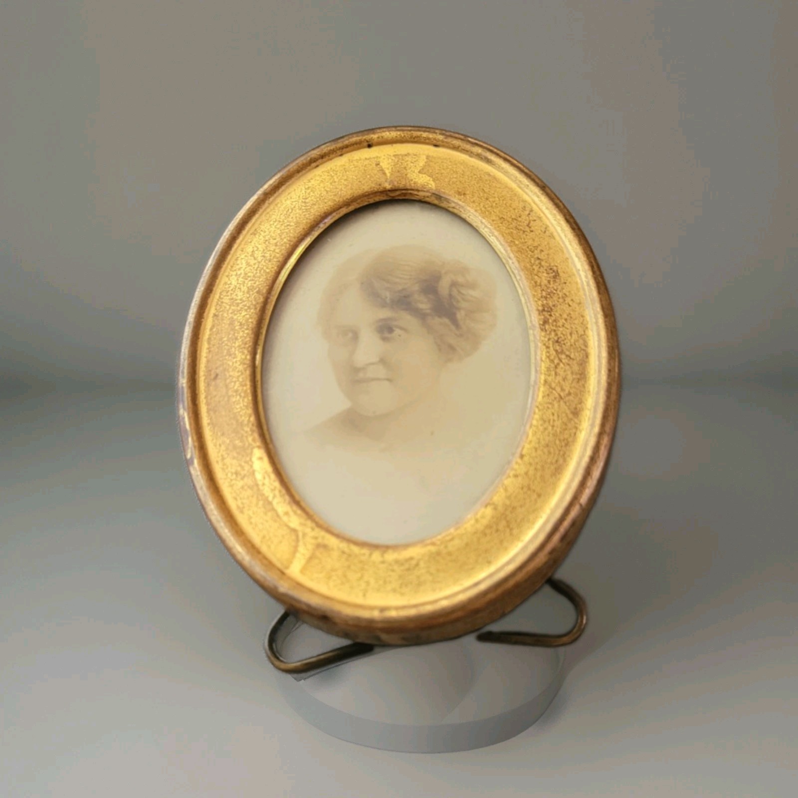 Antique Kronheimer & Oldenbusch K & O Co. Oval Gold Plated Picture Frame pic Antique Kronheimer & Oldenbusch K & O Co. Oval Gold Plated Picture Frame pic