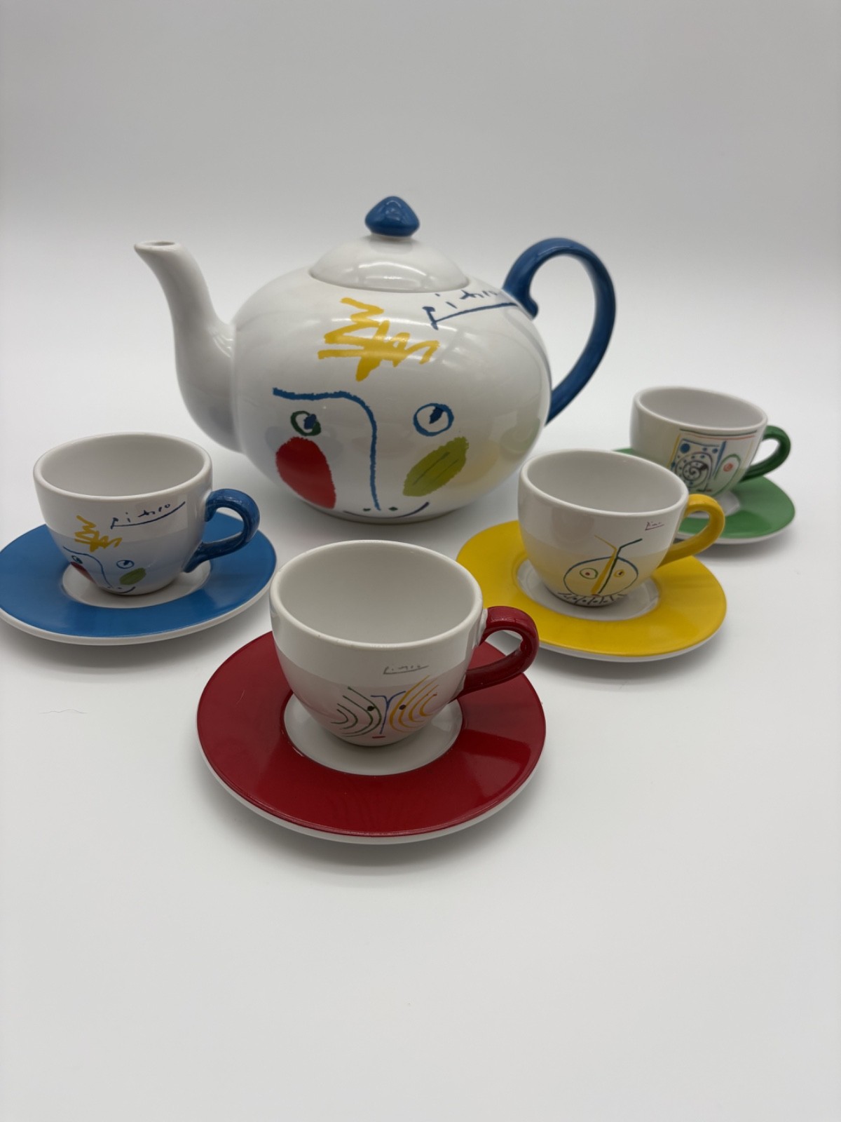 Vintage 1996 "The Washerwoman 1962" Teapot w Cup/Saucer Set-Pablo Picasso Vintage 1996 "The Washerwoman 1962" Teapot w Cup/Saucer Set-Pablo Picasso