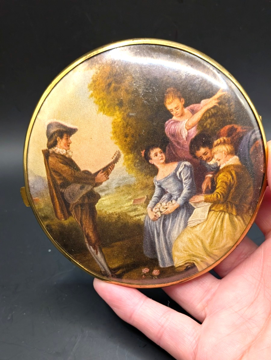 Vintage West Germany Double Pocket Mirror Victorian Courting Scene Brass frame Vintage West Germany Double Pocket Mirror Victorian Courting Scene Brass frame