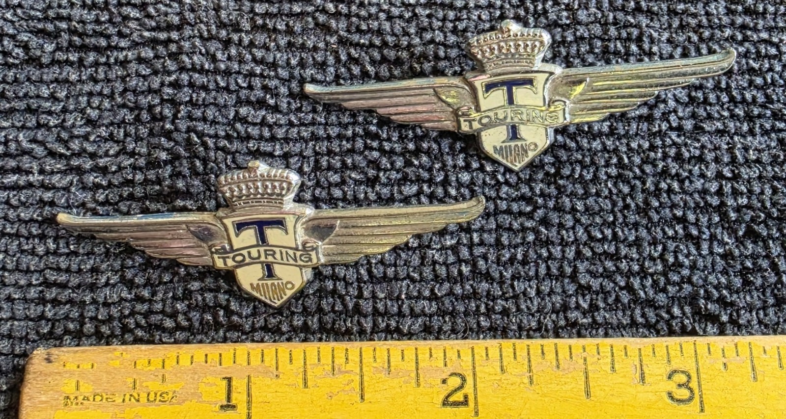 2 vintage winged fender badges from Carrozzeria Touring Milano - Maserati 2 vintage winged fender badges from Carrozzeria Touring Milano - Maserati