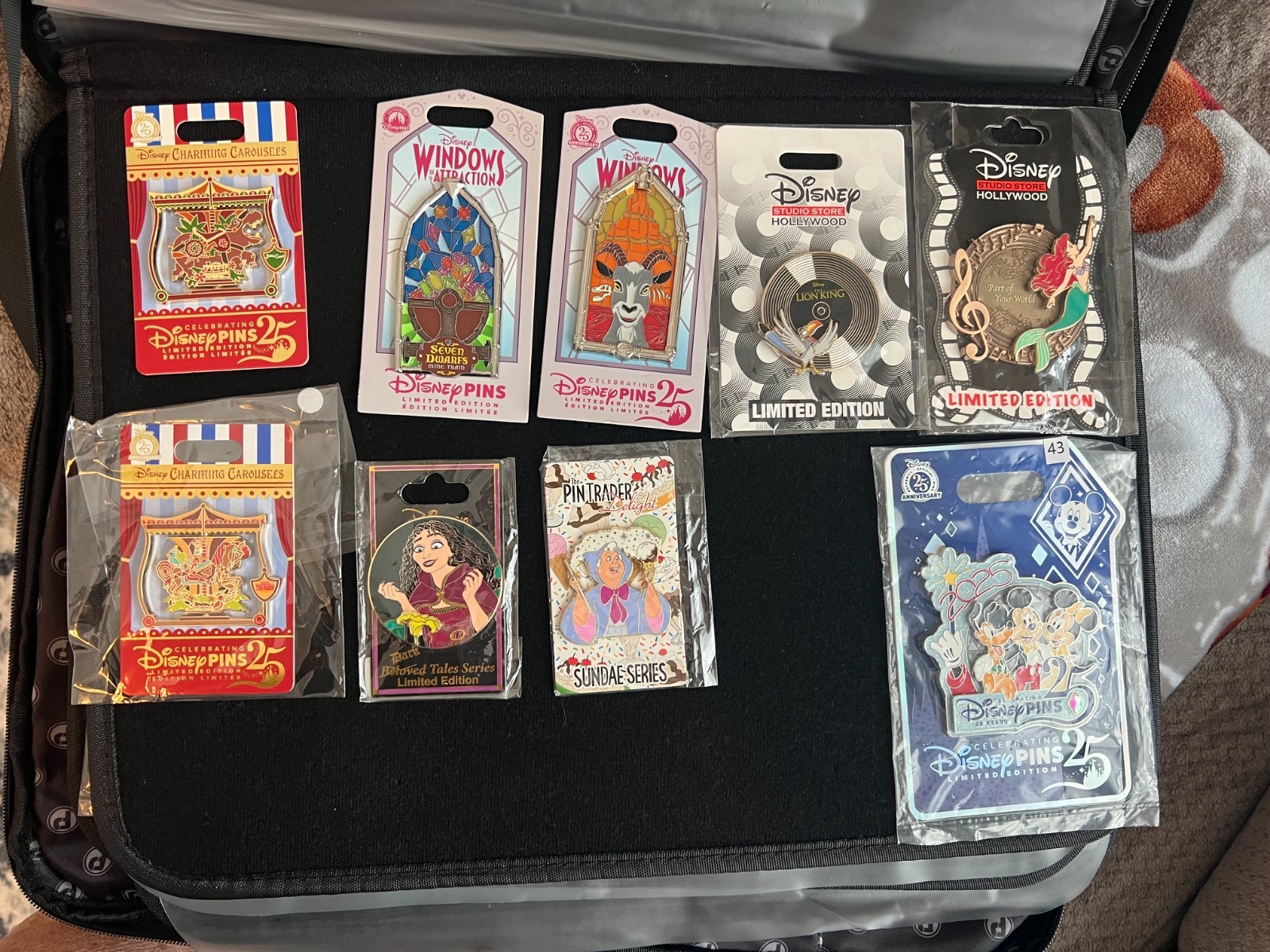 Disney Pins Mixed Lot of Park Traders LE Disney Pins Mixed Lot of Park Traders LE