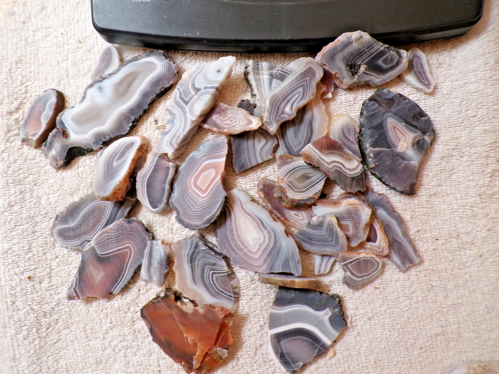 35 Pc. Unpolished Botswana Agate Slices - 14.5 Oz. 35 Pc. Unpolished Botswana Agate Slices - 14.5 Oz.