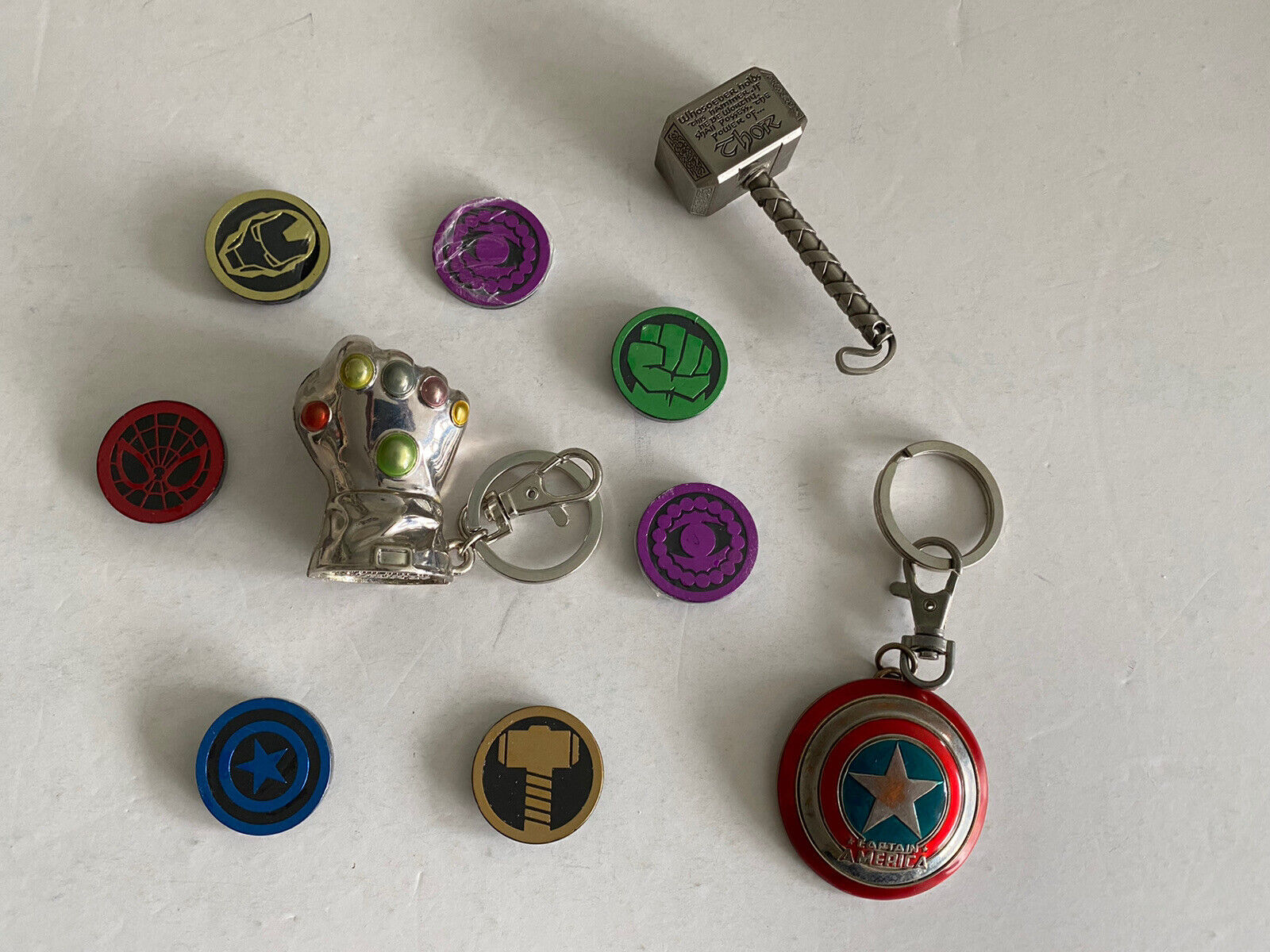 Marvel Avengers Thanos Infinity Gauntlet Key Chain Plus Other Marvel Merchandise