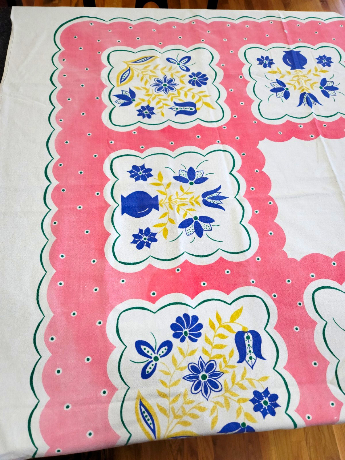 Simtex Vintage 1950s Cotton Floral Vase Print Rectangular Tablecloth