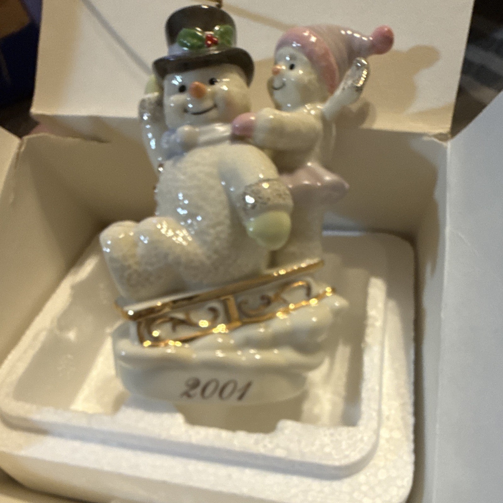 Lenox Hold On Tight Snowman Porcelain Sculpture Hand Painted 24K Gold 2001 Lenox Hold On Tight Snowman Porcelain Sculpture Hand Painted 24K Gold 2001