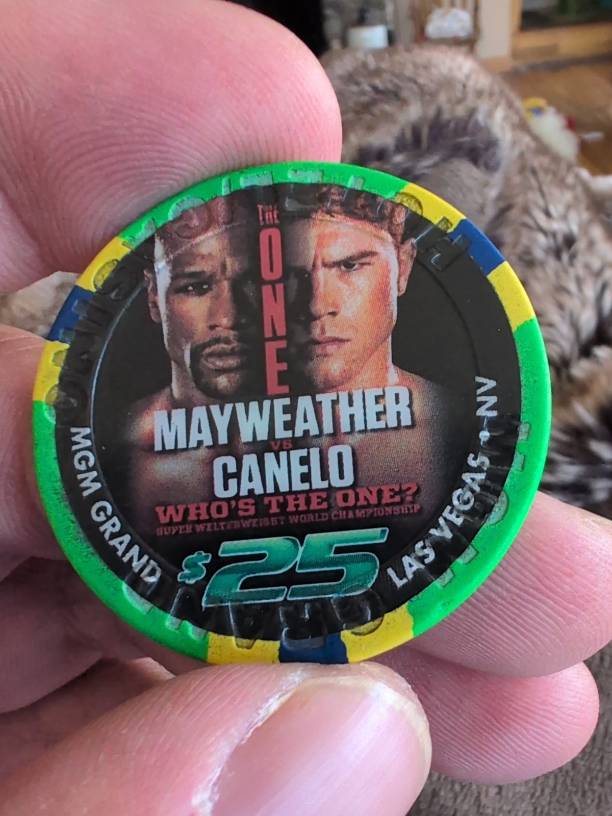 MGM Grande $25 Green Commemorative Chip Floyd Mayweather Vs Canelo 2013 MGM Grande $25 Green Commemorative Chip Floyd Mayweather Vs Canelo 2013