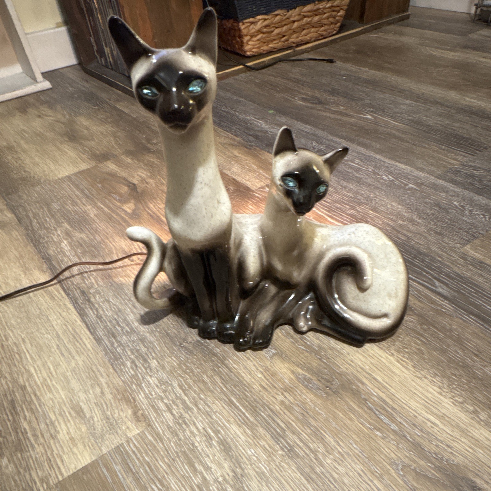 Lane & Co Vintage Ceramic Siamese Cat Lamp, 1958 Lane & Co Vintage Ceramic Siamese Cat Lamp, 1958