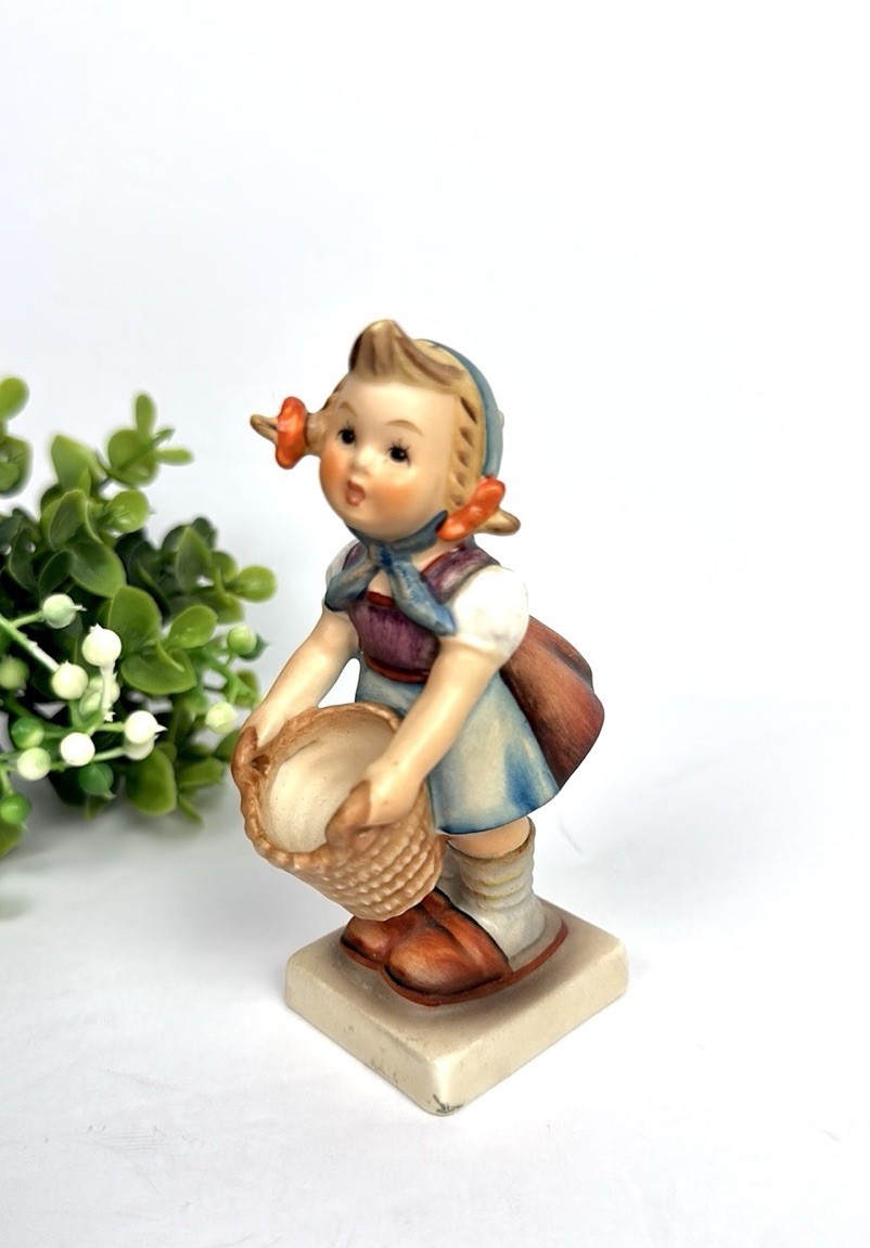Goebel Hummel “Little Helper" Girl Figurine #73 West Germany Vintage 4” Goebel Hummel “Little Helper" Girl Figurine #73 West Germany Vintage 4”