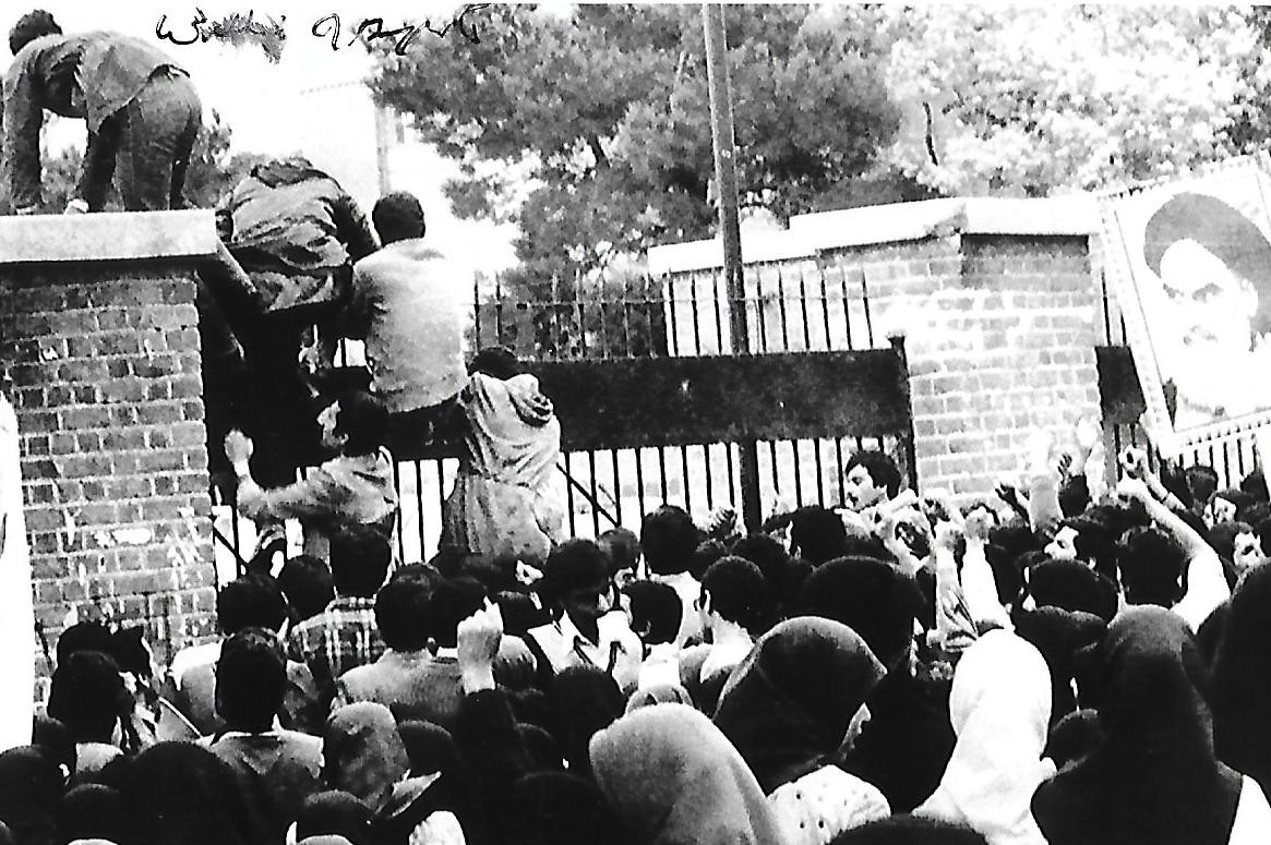 William Daugherty signed 4x6 photo Iran Hostage Crisis Survivor RARE COA LOOK William Daugherty signed 4x6 photo Iran Hostage Crisis Survivor RARE COA LOOK