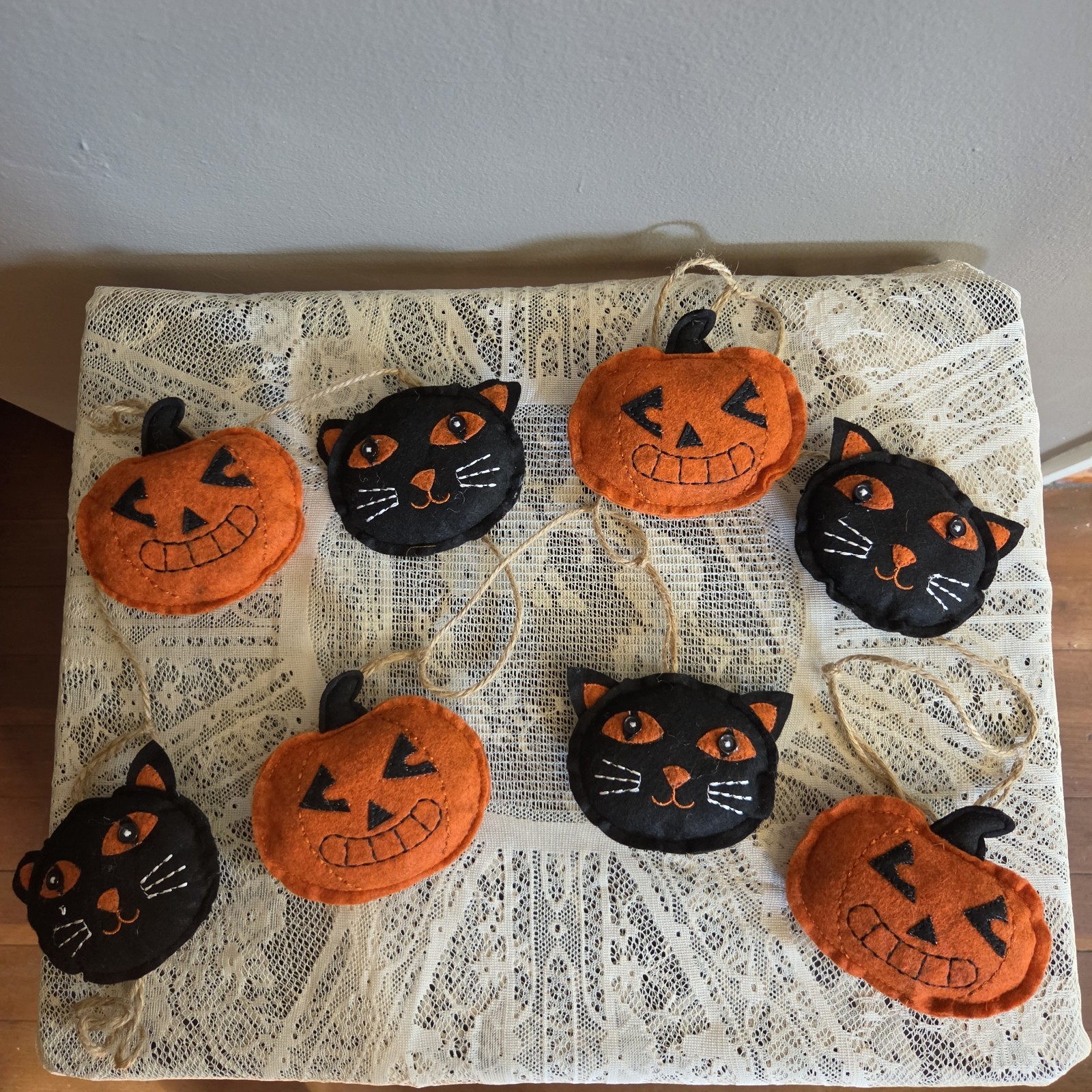 PRIMITIVE FOLK ART 72" BLACK CAT PUMPKIN JACK-O-LANTERN GARLAND HALLOWEEN PRIMITIVE FOLK ART 72" BLACK CAT PUMPKIN JACK-O-LANTERN GARLAND HALLOWEEN