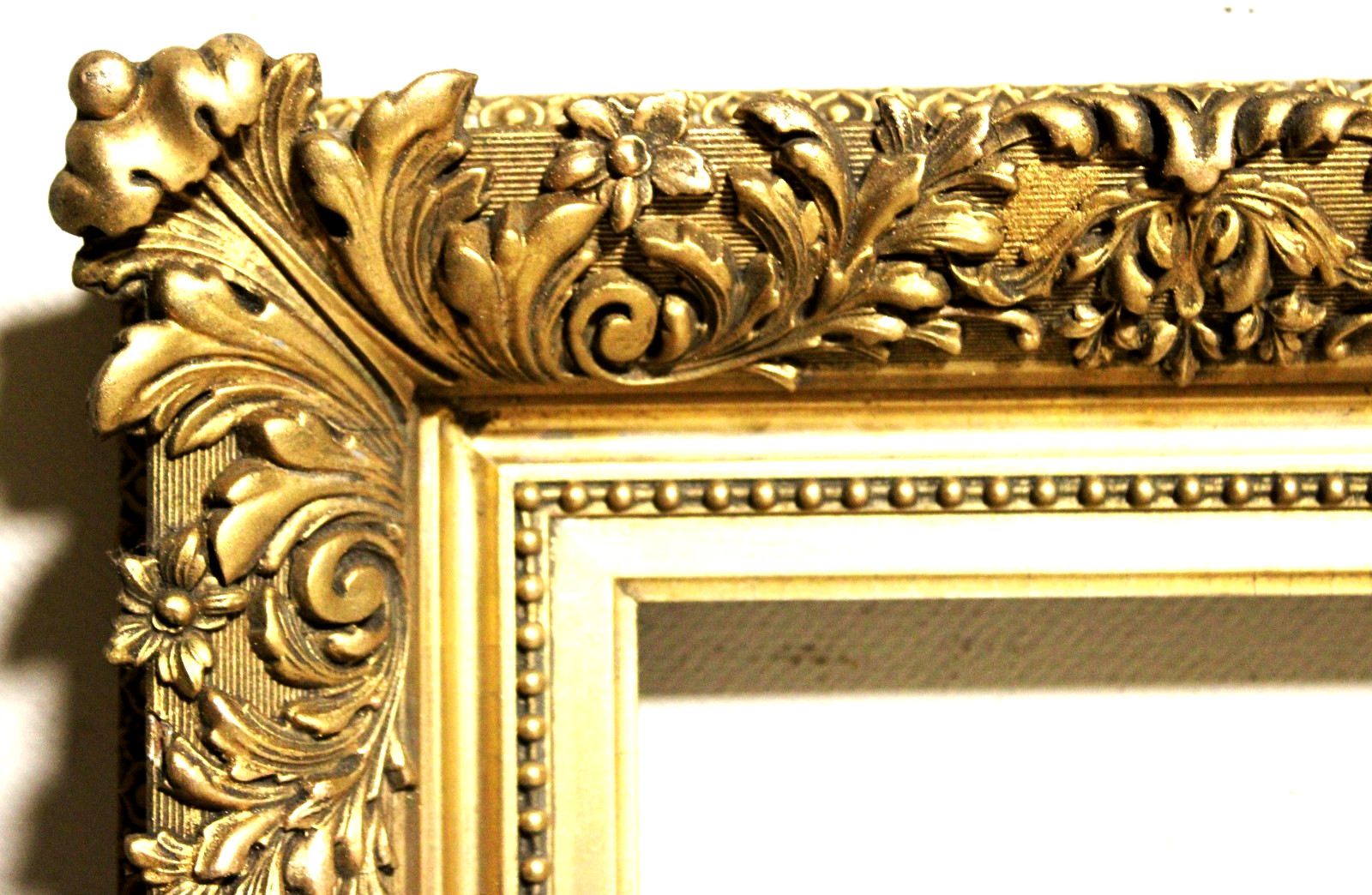 SUPERB ANTIQUE FITS 9 x 13" FRENCH BAROQUE PICTURE FRAME VICTORIAN WOOD DEEP SUPERB ANTIQUE FITS 9 x 13" FRENCH BAROQUE PICTURE FRAME VICTORIAN WOOD DEEP