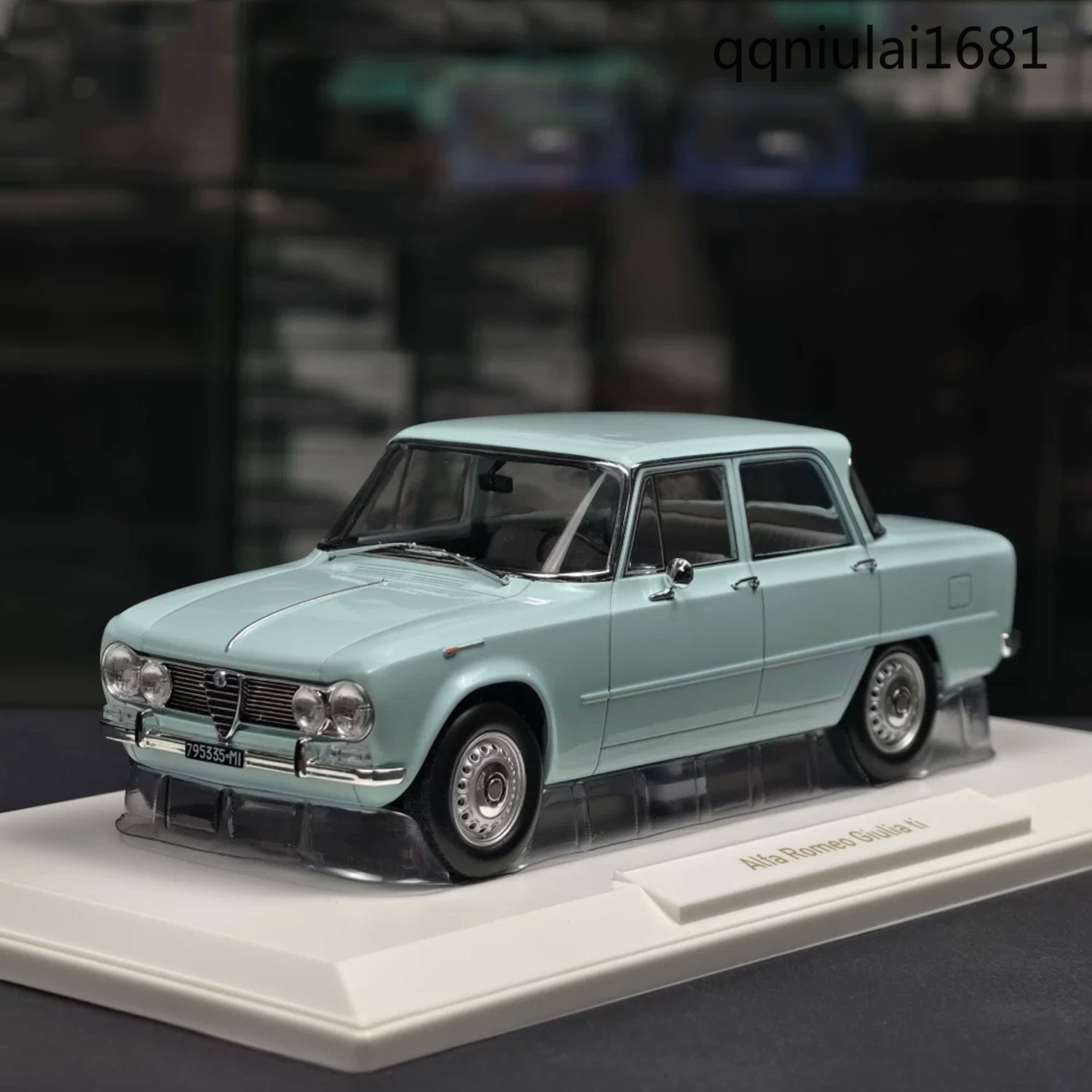 1:18 Norev Alfa Romeo Giulia Ti 1964 Alloy Diecast Car Model Collectible 1:18 Norev Alfa Romeo Giulia Ti 1964 Alloy Diecast Car Model Collectible