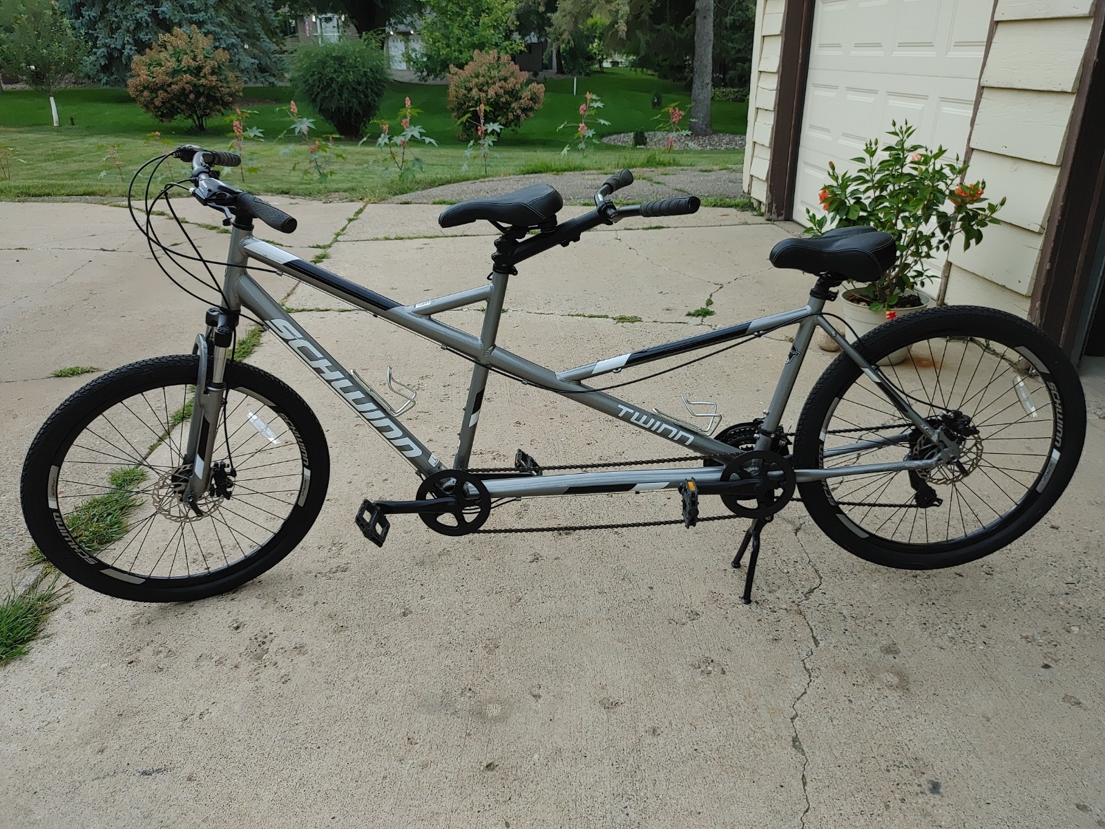 Schwinn Twinn Tandem Bicycle Size L 21 Speed With 26" Tires Schwinn Twinn Tandem Bicycle Size L 21 Speed With 26" Tires