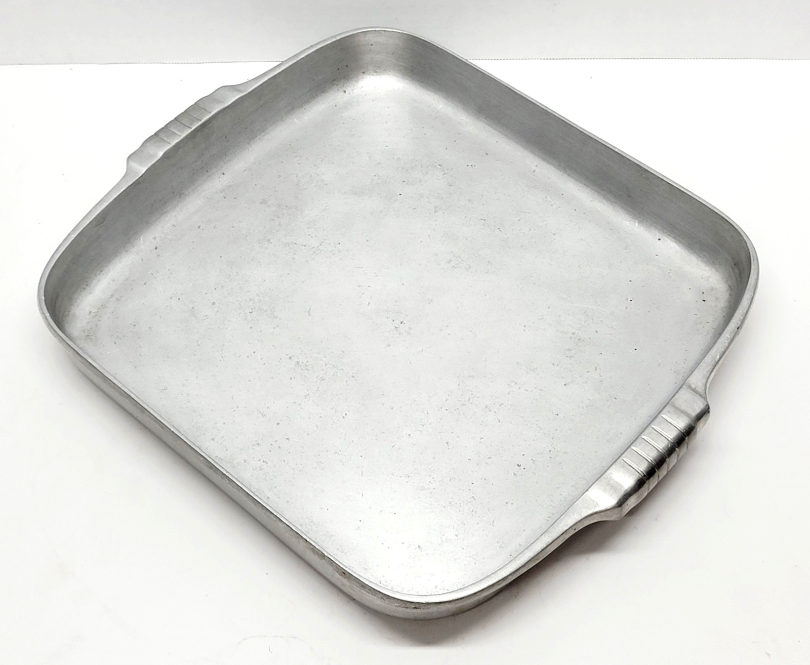 Vintage ~ WAGNER WARE  ~ Magnalite ~ 15" X 13" ~ Roast and Bake Pan ~  4007-M