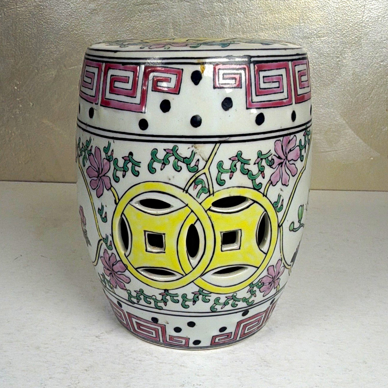 Chinese Porcelain Garden Stool Coin Motif Floral Geometric 5 In Dia x 6 H Chinese Porcelain Garden Stool Coin Motif Floral Geometric 5 In Dia x 6 H