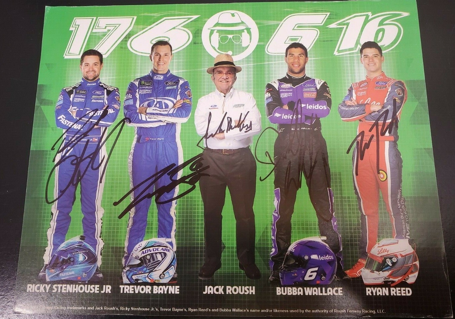 Roush Racing Card hand signed Ricky Stenhouse Jr, Trevor Bayne, Jack Roush, Bubb Roush Racing Card hand signed Ricky Stenhouse Jr, Trevor Bayne, Jack Roush, Bubb