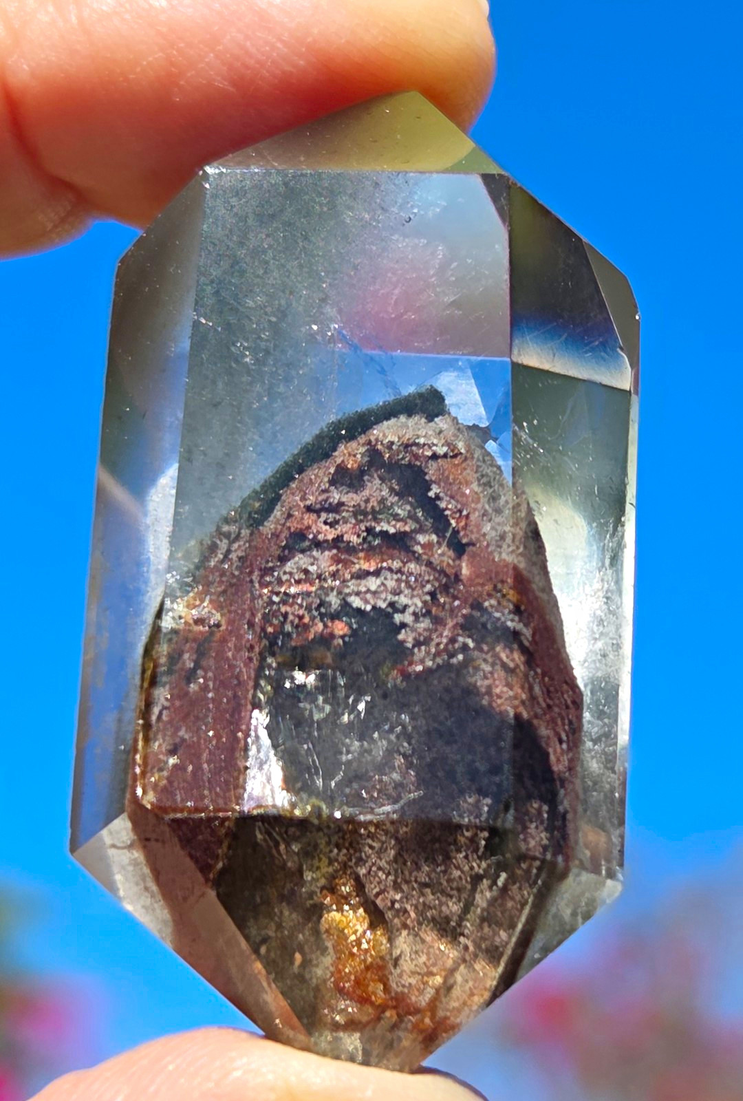 A156 Double Terminated Garden Quartz 1.2 oz 2.25" A156 Double Terminated Garden Quartz 1.2 oz 2.25"