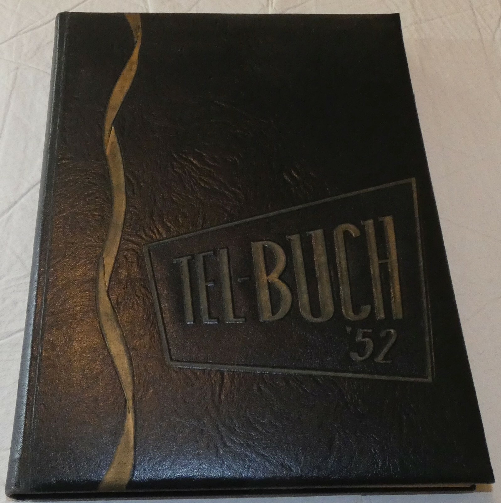 1952 TEL-BUCH University of Akron year book annual w/Fraternity Sorority Grads + 1952 TEL-BUCH University of Akron year book annual w/Fraternity Sorority Grads +