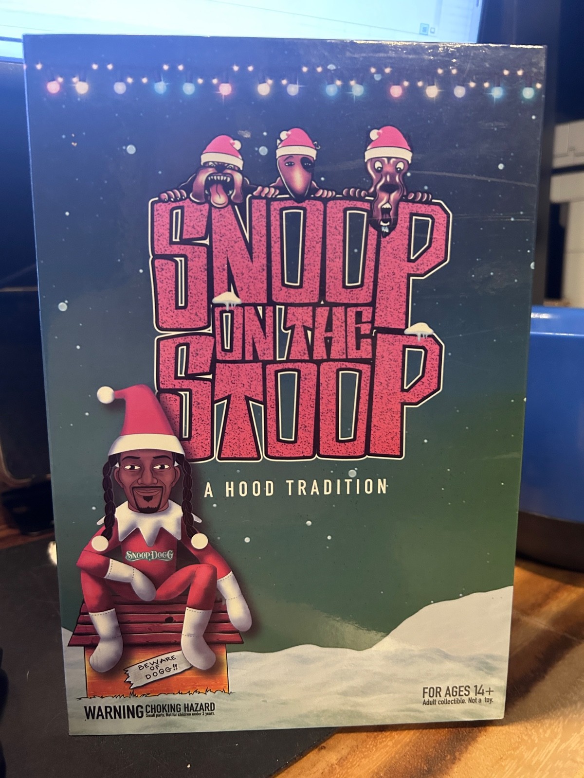 2023 Snoop On The Stoop A Hood Tradition Snoop Dogg Figure Complete Never Remove