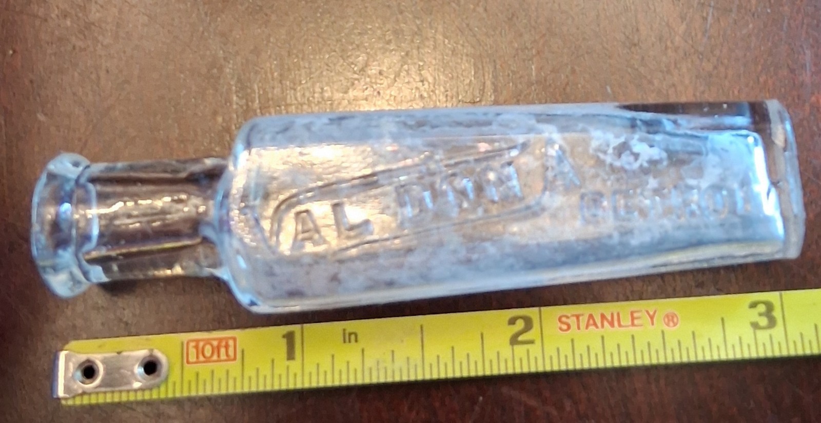 Vintage Val-Don-A Detroit MI Glass Medicine Bottle Antique Cushing OK YARD FIND