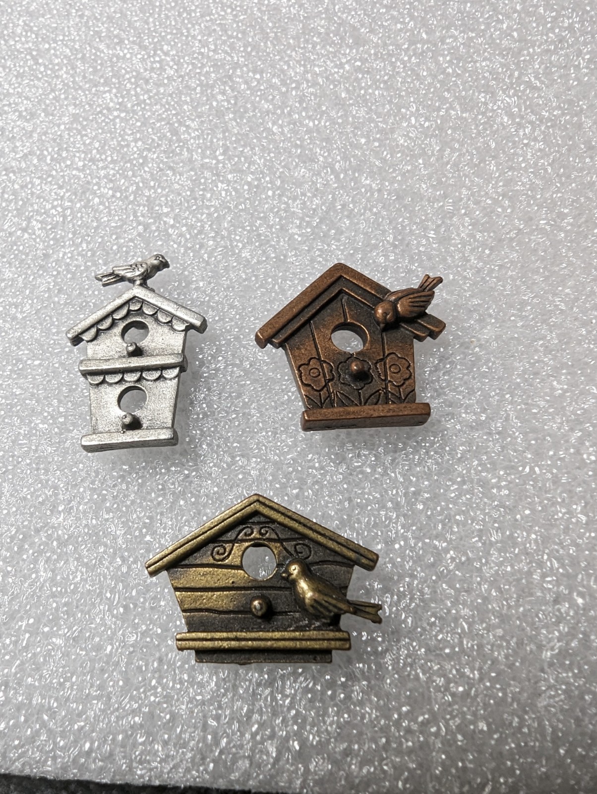 Vintage Jonette Jewelry Lot Of 3 Three Lapel Pins Birdhouse Signed Vintage Jonette Jewelry Lot Of 3 Three Lapel Pins Birdhouse Signed