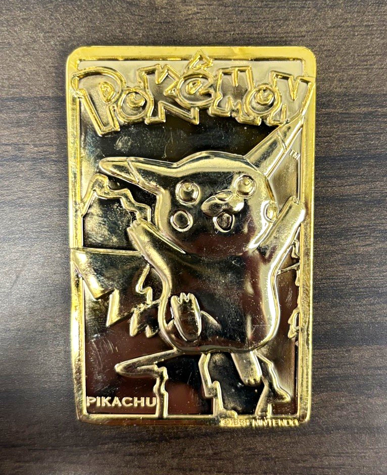 Pokemon Pikachu Gold Card Burger King Toy Nintendo 1999 #25 Good Shape Pokemon Pikachu Gold Card Burger King Toy Nintendo 1999 #25 Good Shape