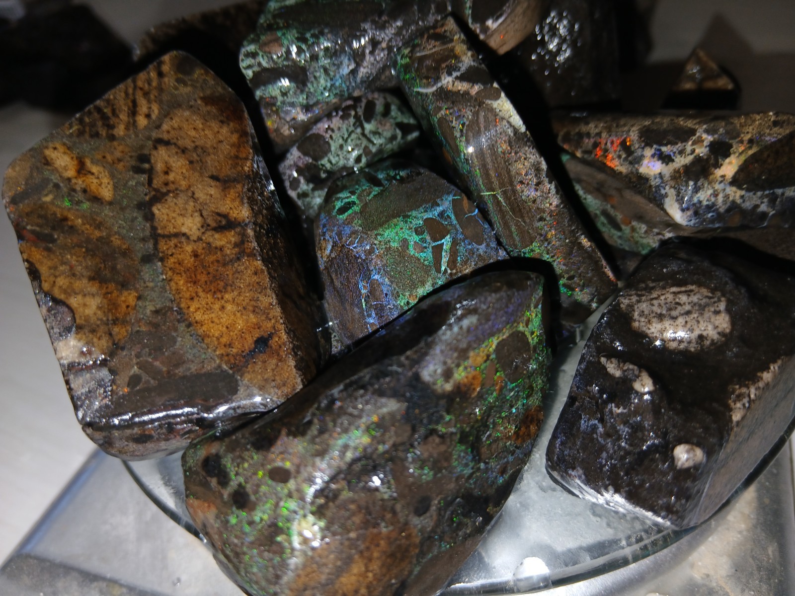 600G Treated Andamooka rainbow matrix opal